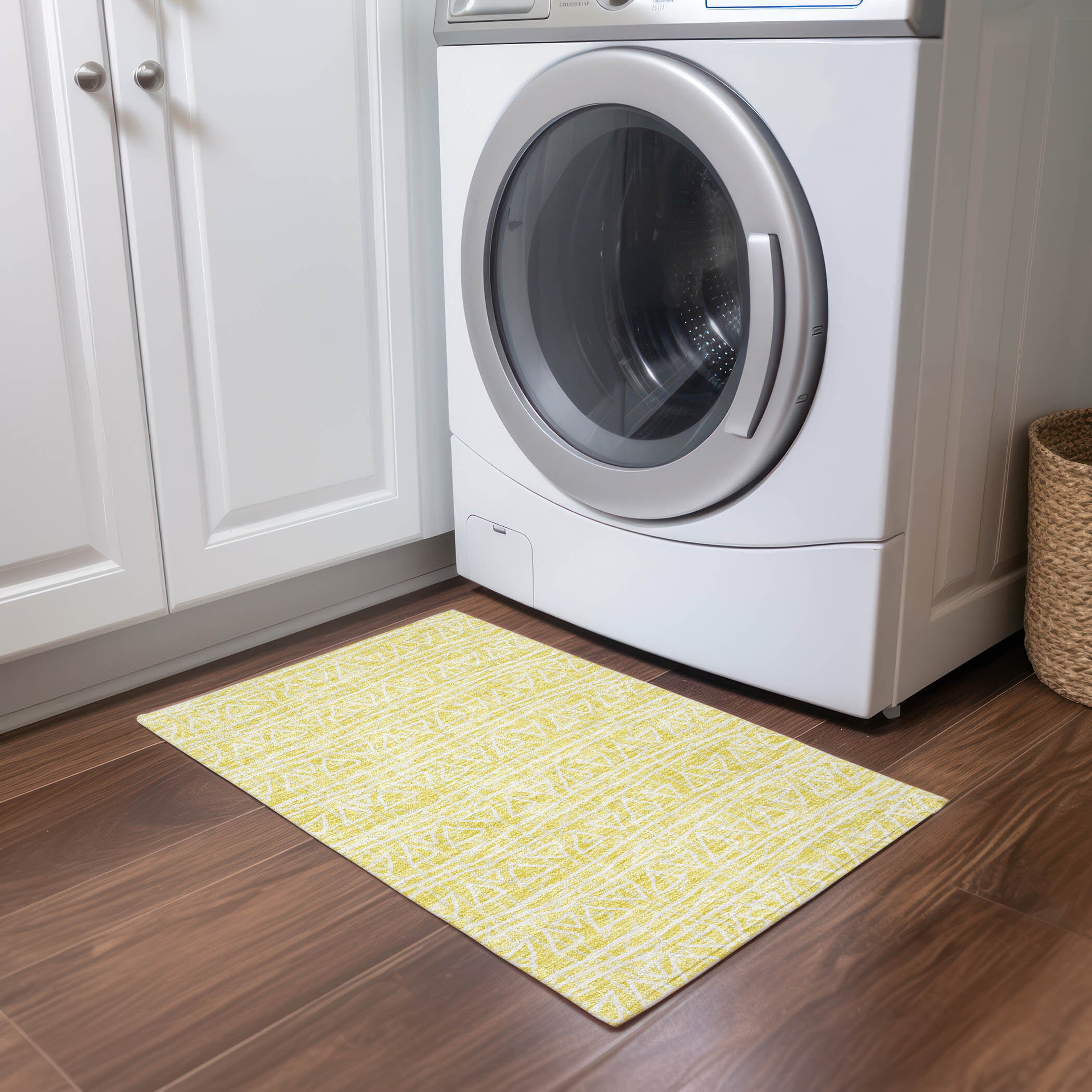 Addison Rugs Chantille 2 X 3 (ft) Yellow Indoor/Outdoor Geometric ...