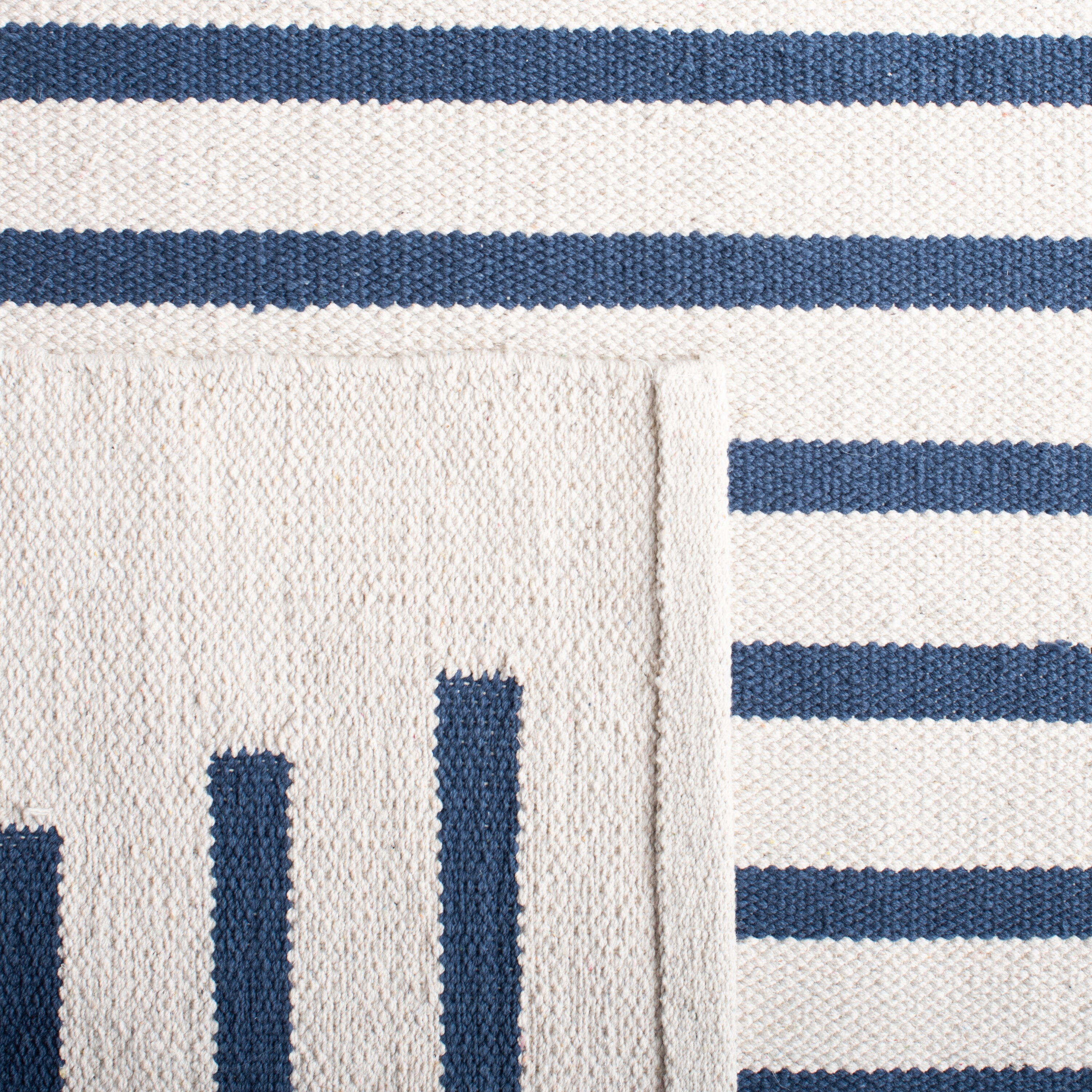 Safavieh MTK313M-6R rugs - View #4