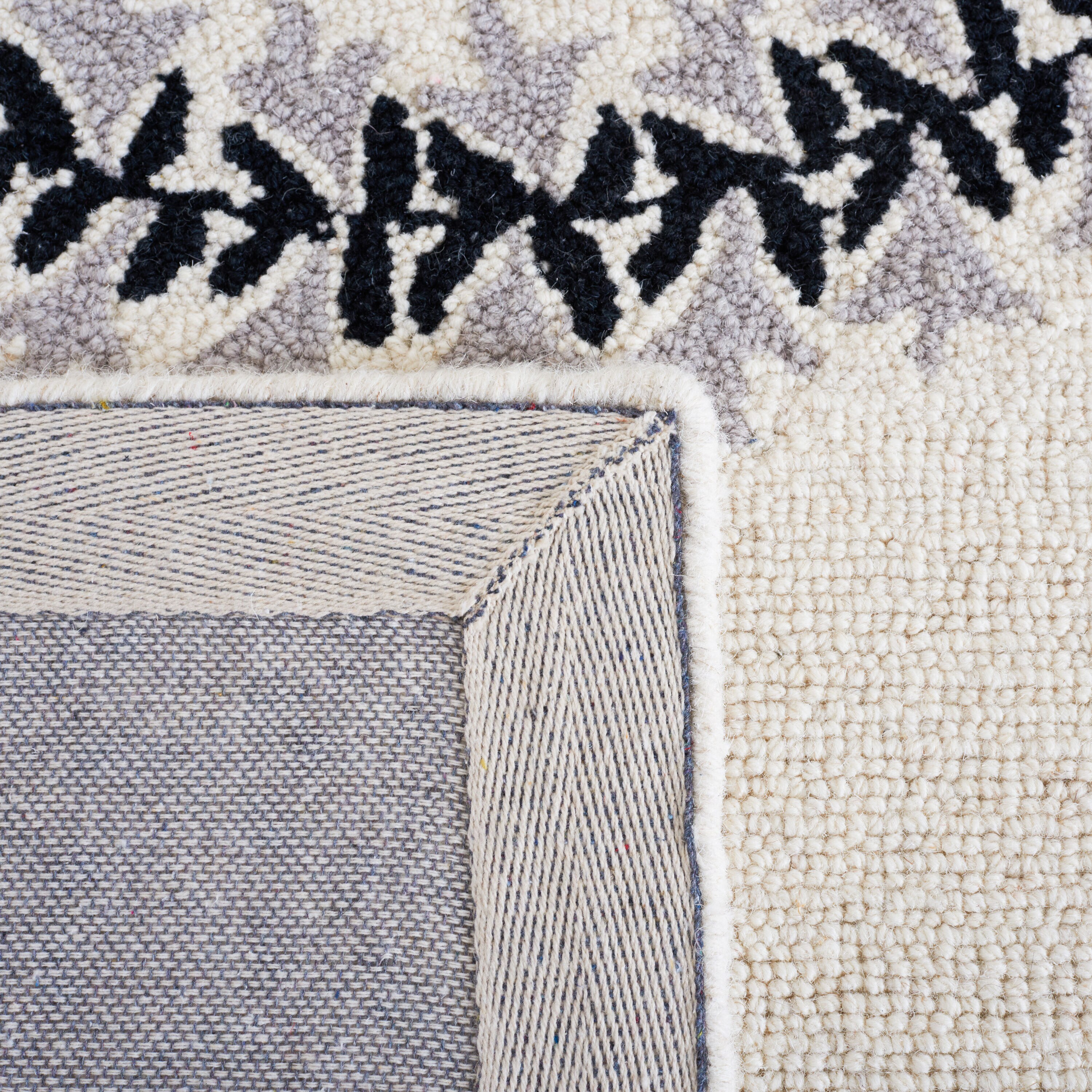 Safavieh EM826A-29 rugs - View #3