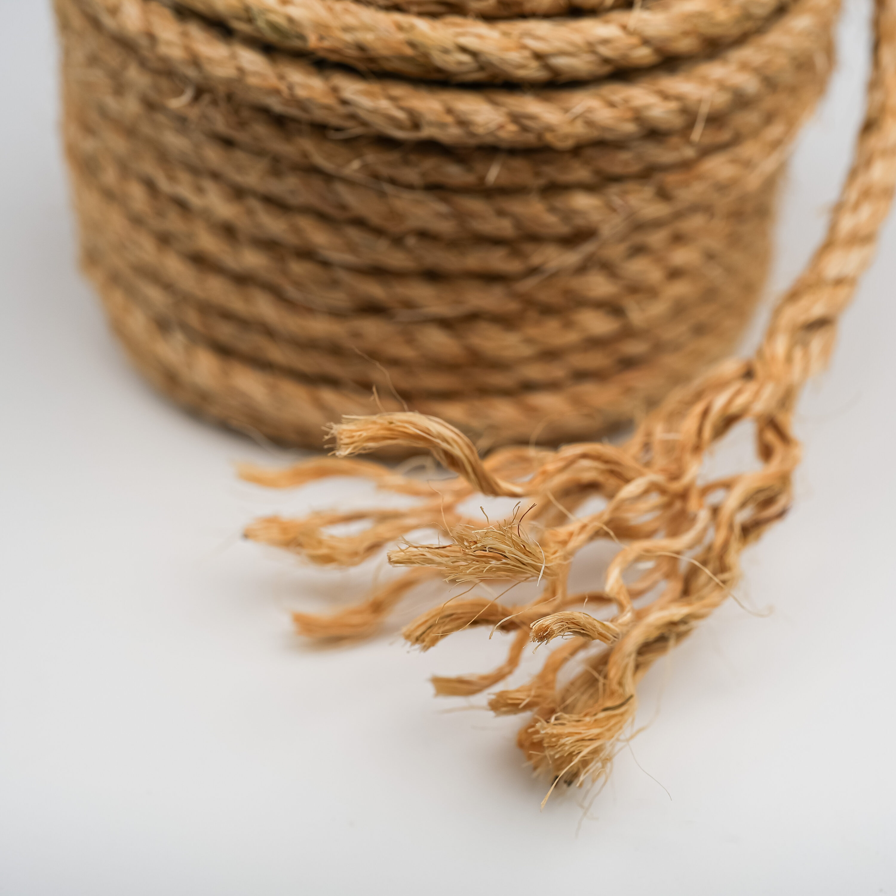 Blue Hawk 0.75-in Twisted Sisal Rope (By-the-Foot) in the Rope (By