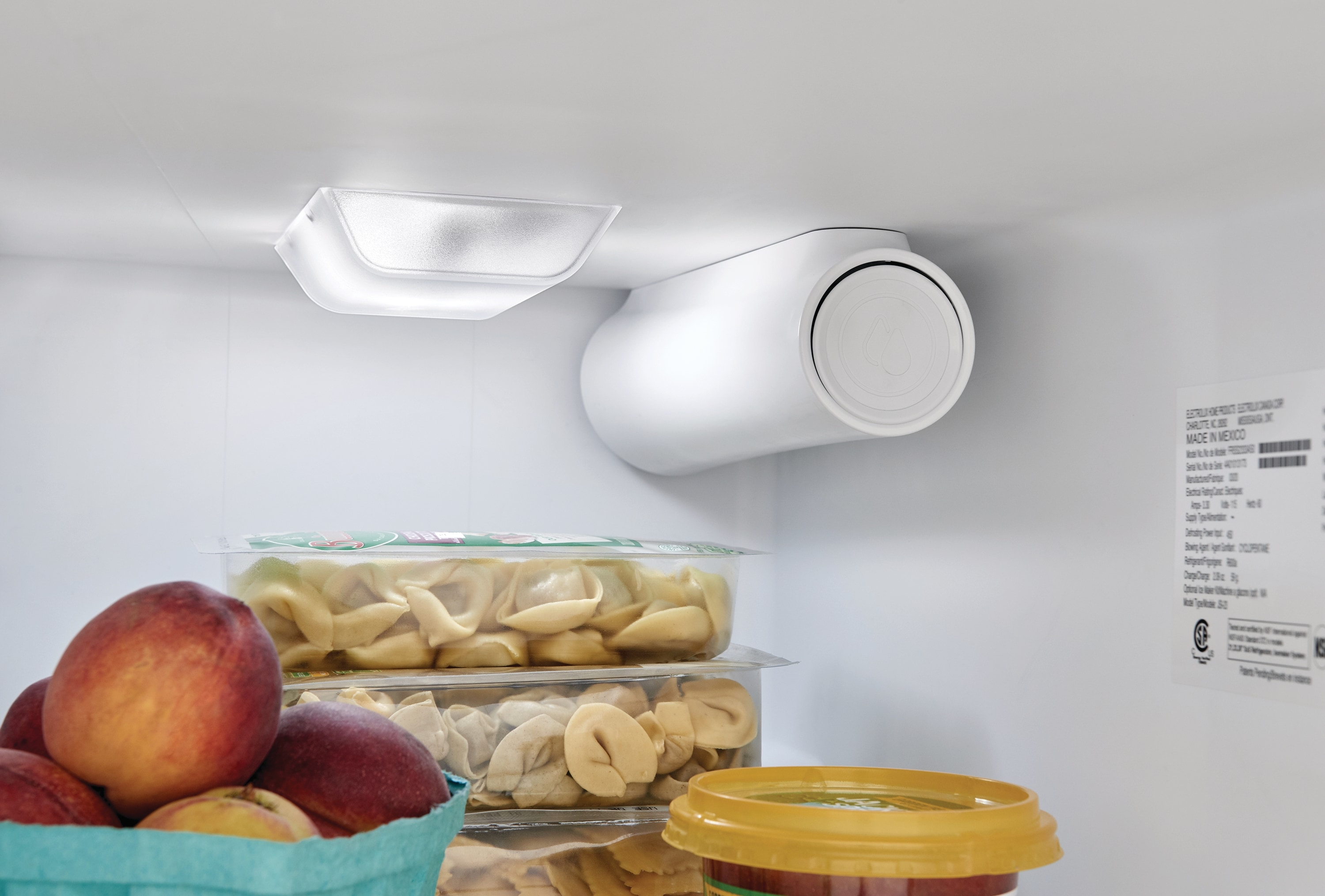 Frigidaire FRSS2323AW Side-By-Side - View #8