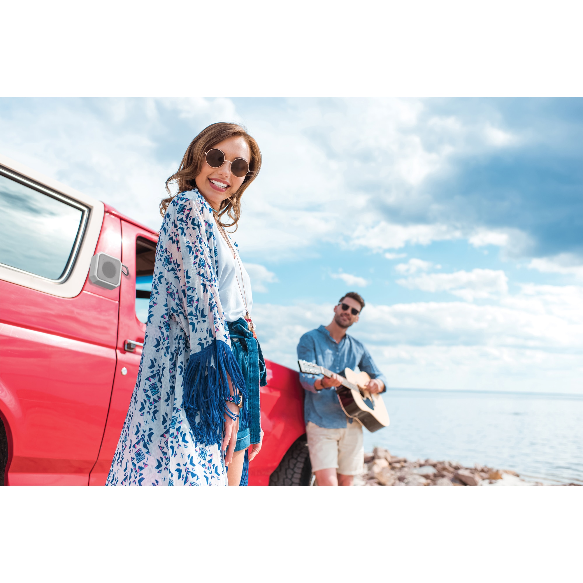 iLive ISBW102W Portable-Speakers - View #10