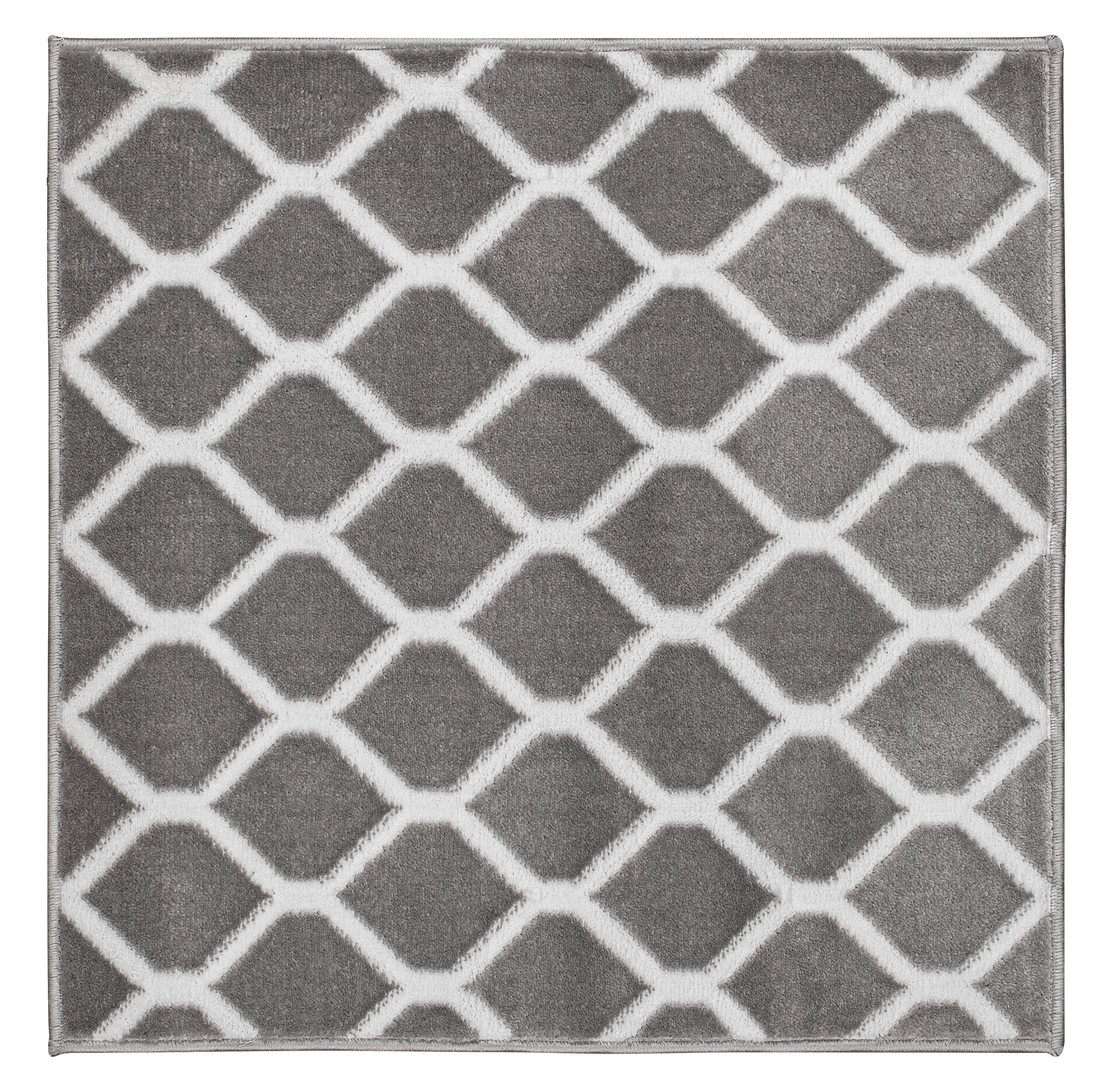 The Sofia Rugs Gray/White Geometric Square Indoor/Outdoor Door Mat -  Durable Polypropylene Material, Non-Slip Grip, Machine Washable in the Mats  department at