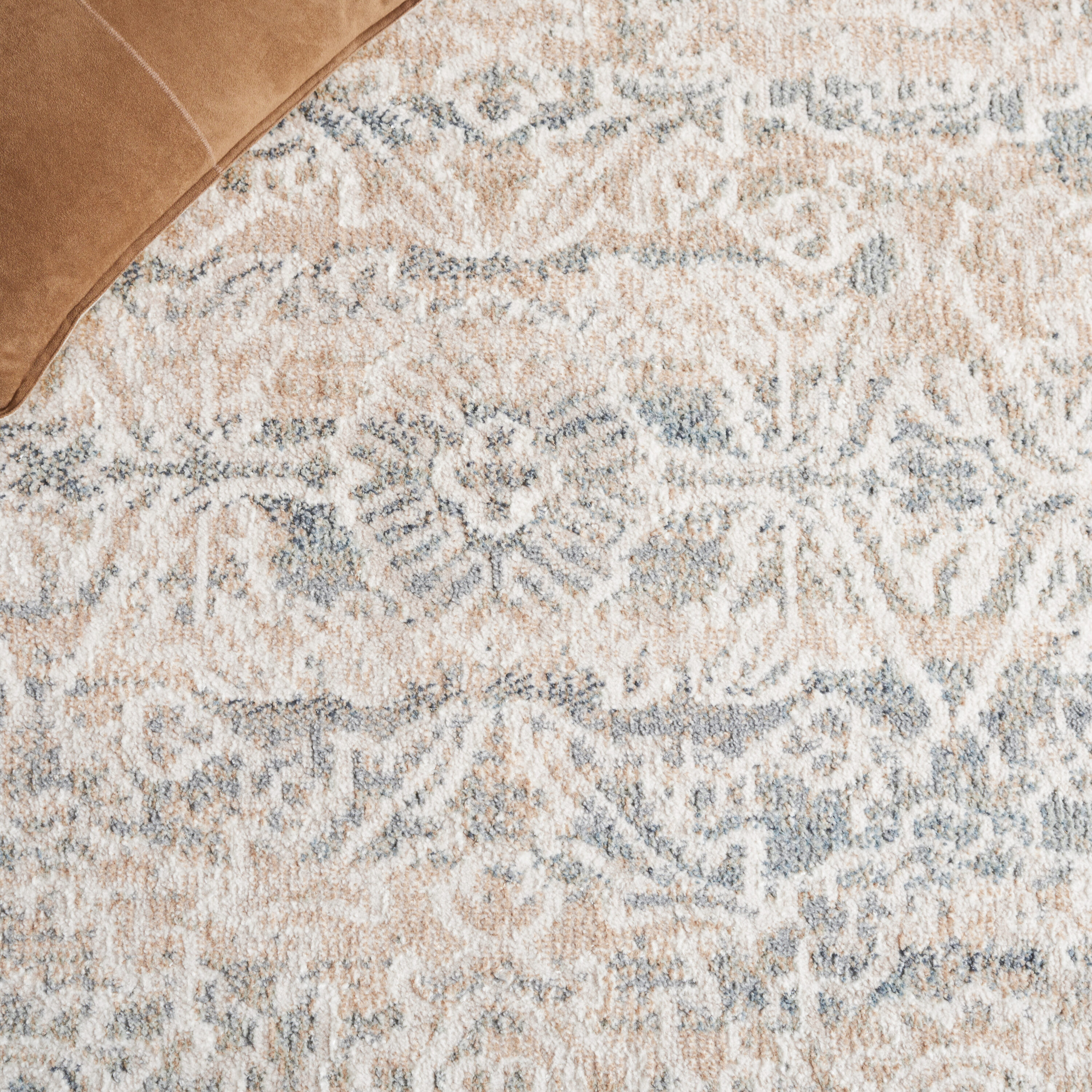 Safavieh BLR242A-4 rugs - View #5
