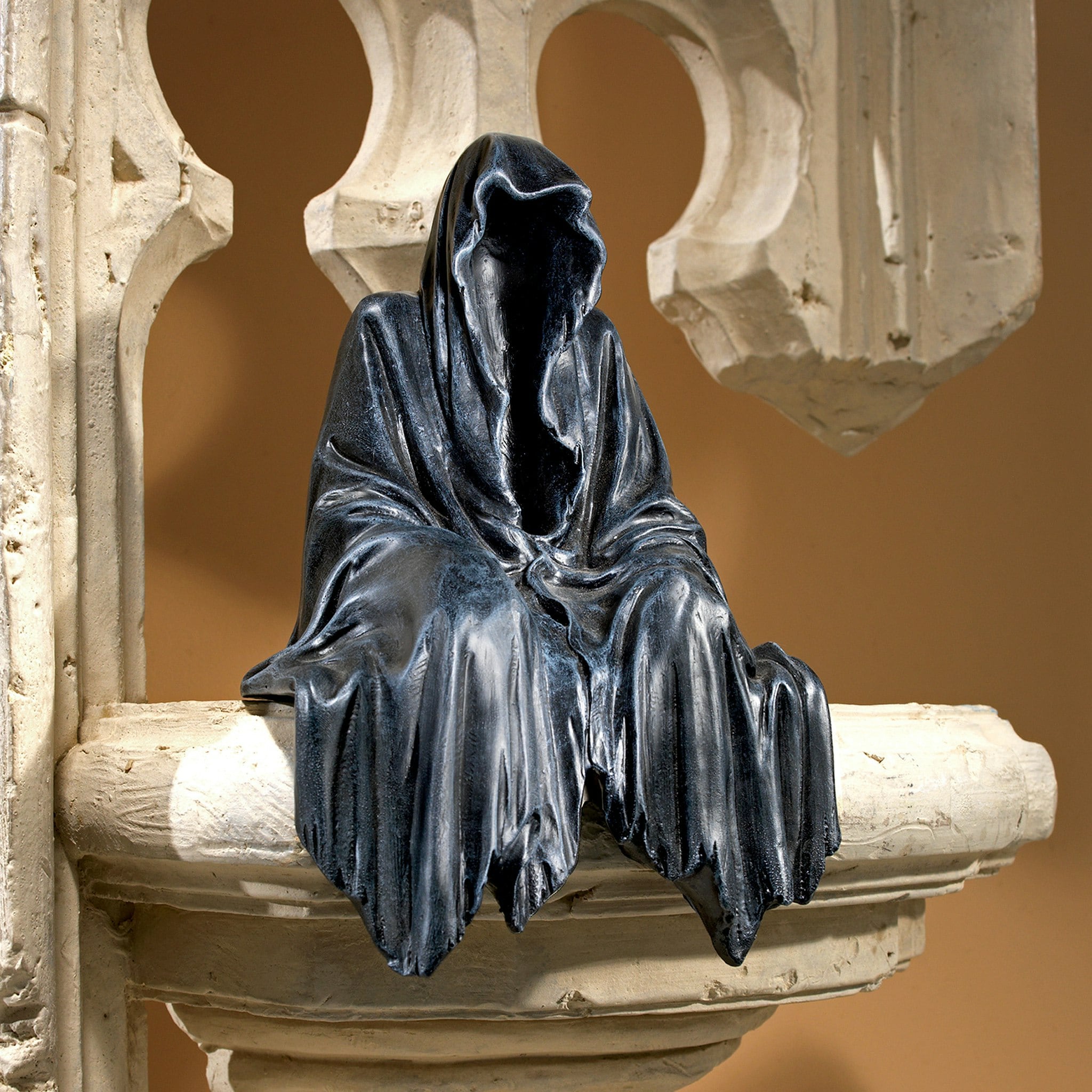 Design Toscano JQ8855 Table-Halloween-Decor - View #2