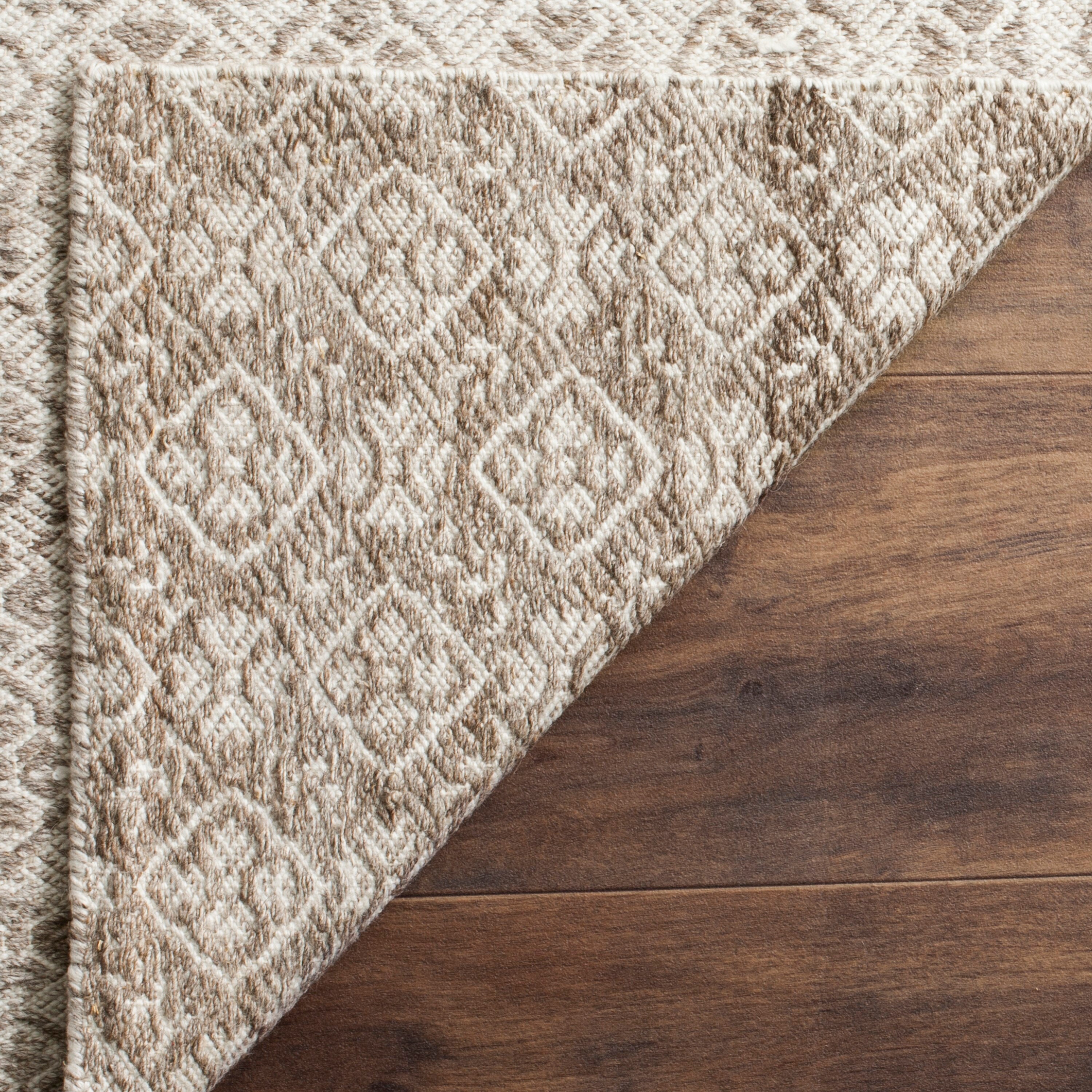 Safavieh KLM721A-8 rugs - View #4