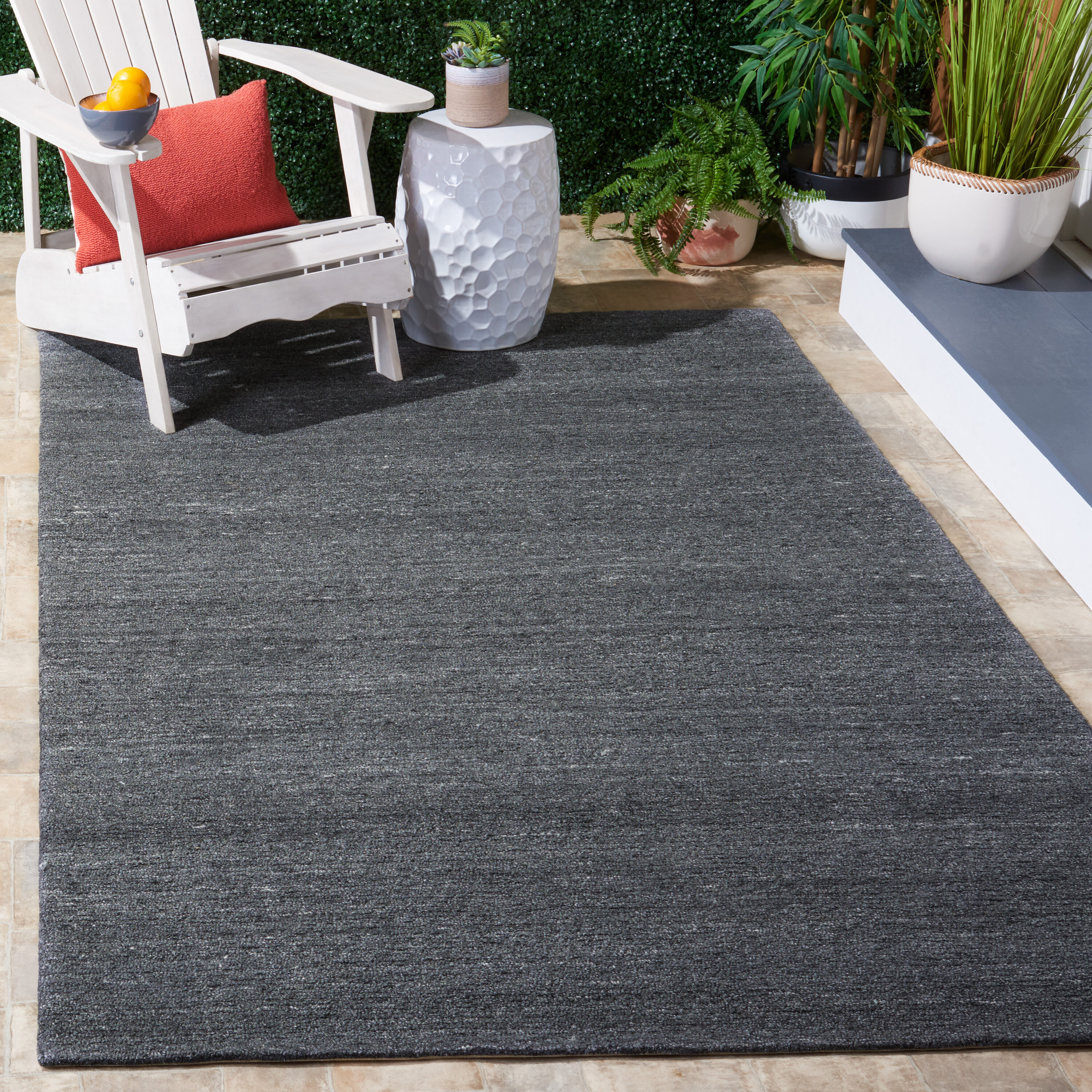 Dark Grey Hand-Tufted Synthetic 8' x 10' Rectangular Rug