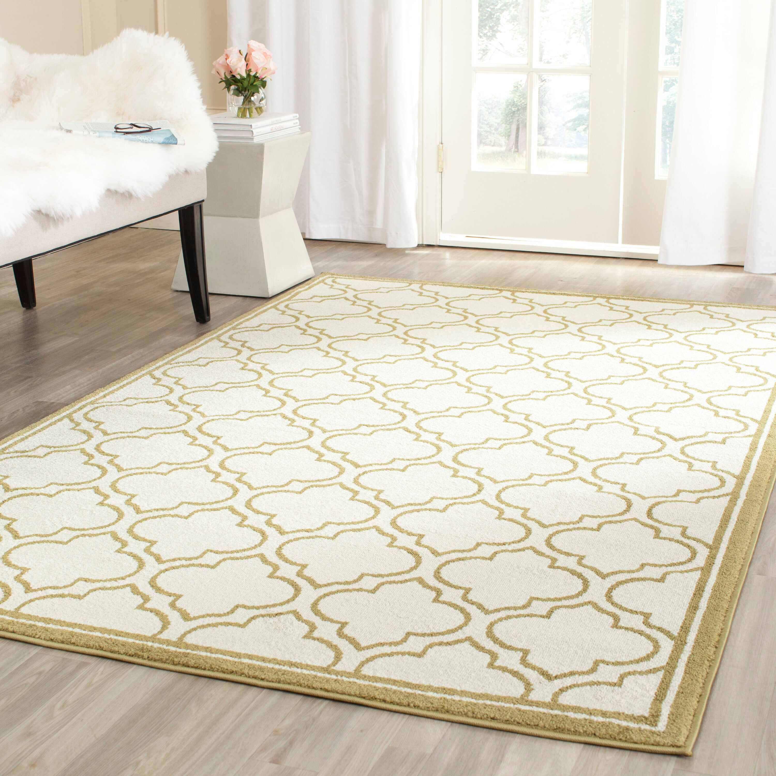 Safavieh AMT412A-24 Amherst Moroccan 3 x 4 (ft) Loomed Synthetic Ivory/Light Green Rectangular Indoor/Outdoor Geometric Throw rug