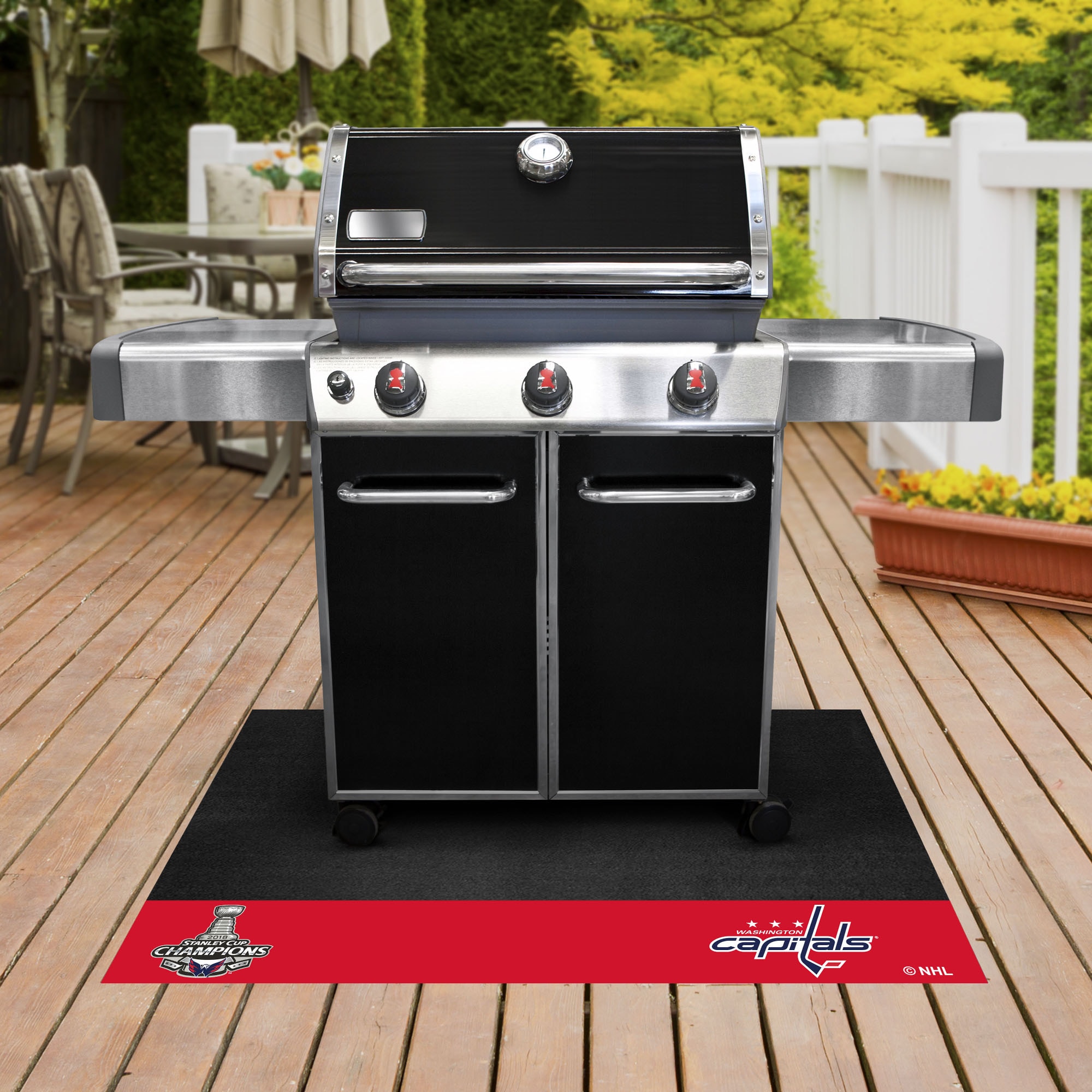 FANMATS 25301 Washington Capitals Grill Mat Black Vinyl Rectangular Grill Mat