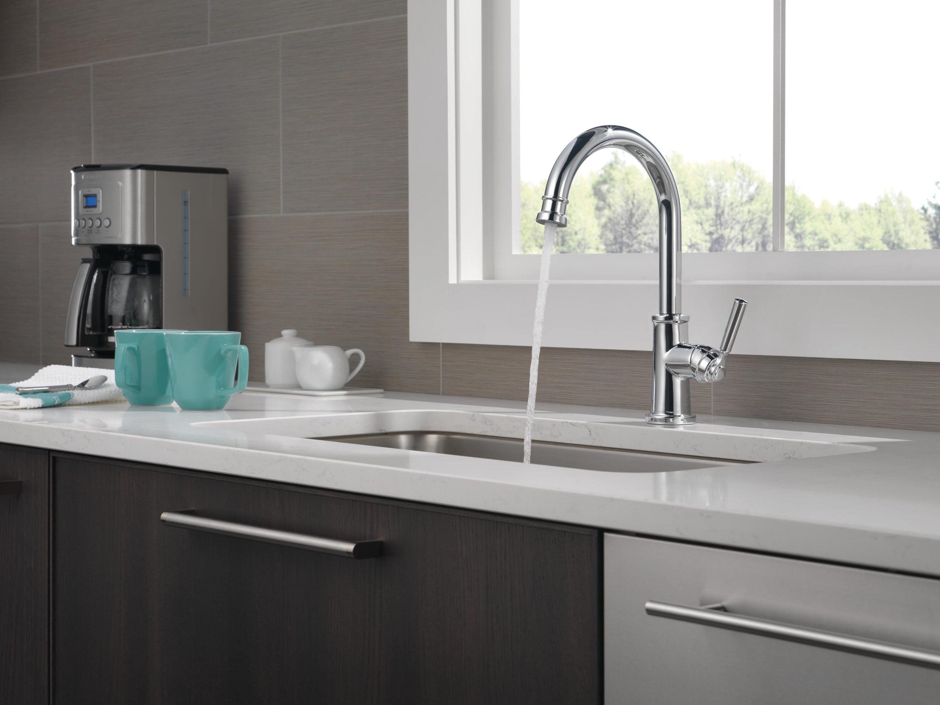 Peerless P1923LF Kitchen-Faucets - View #2
