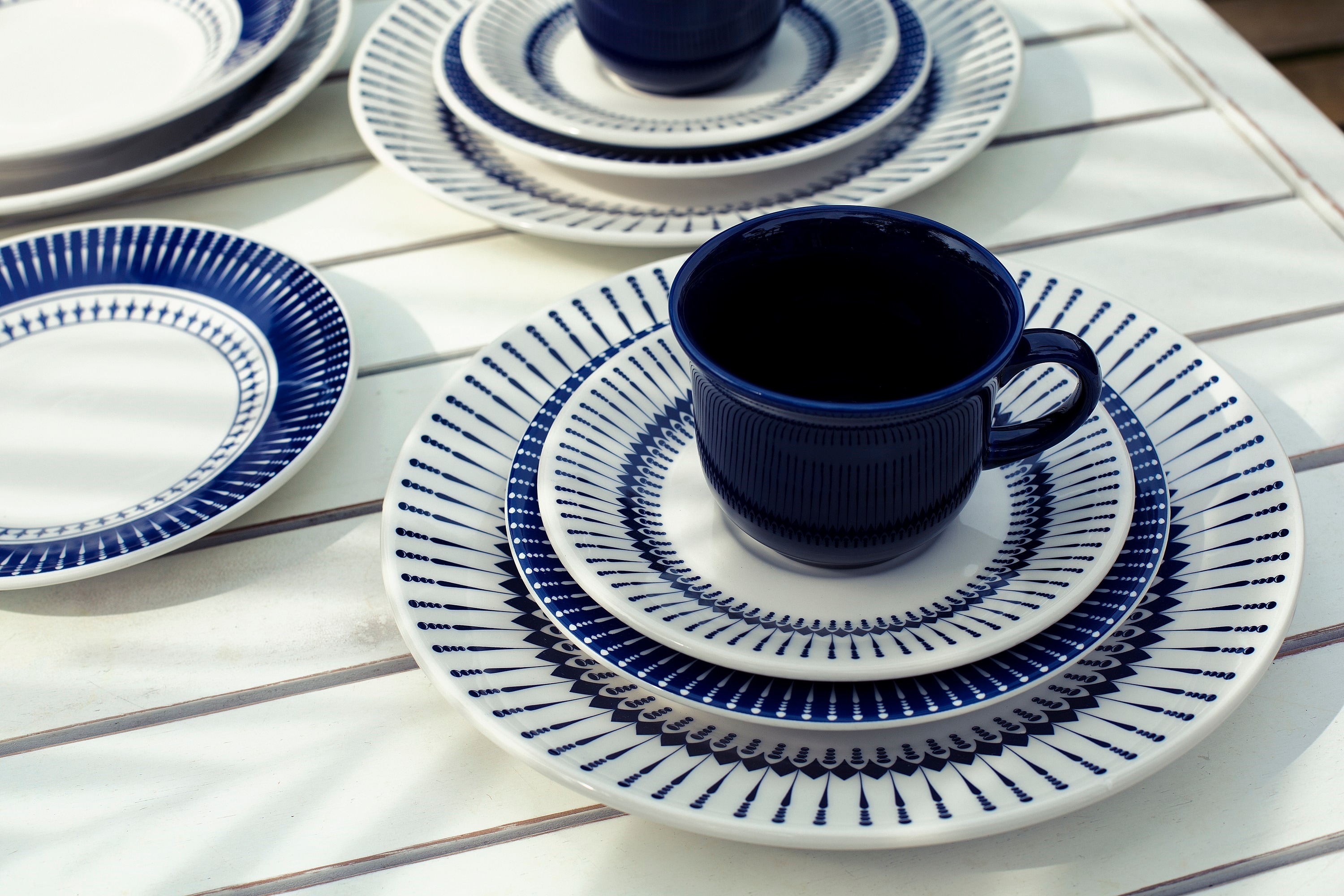Manhattan Comfort 2-AM19-1645 dinnerware - View #5