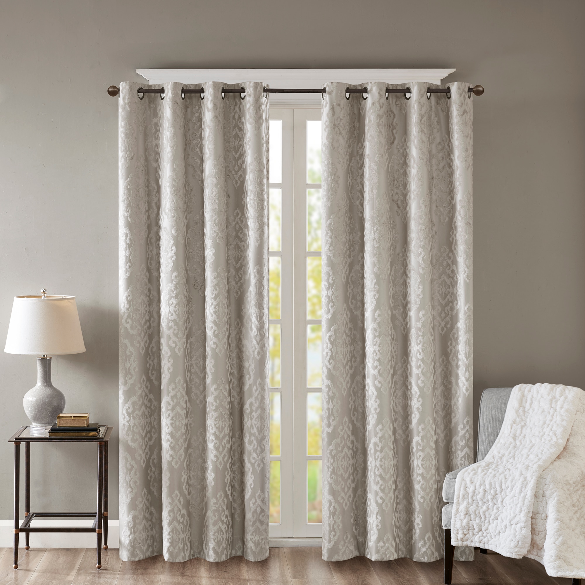 Sunsmart SS40-0016 84-Inches Silver Geometric Blackout Grommet Single curtain panel