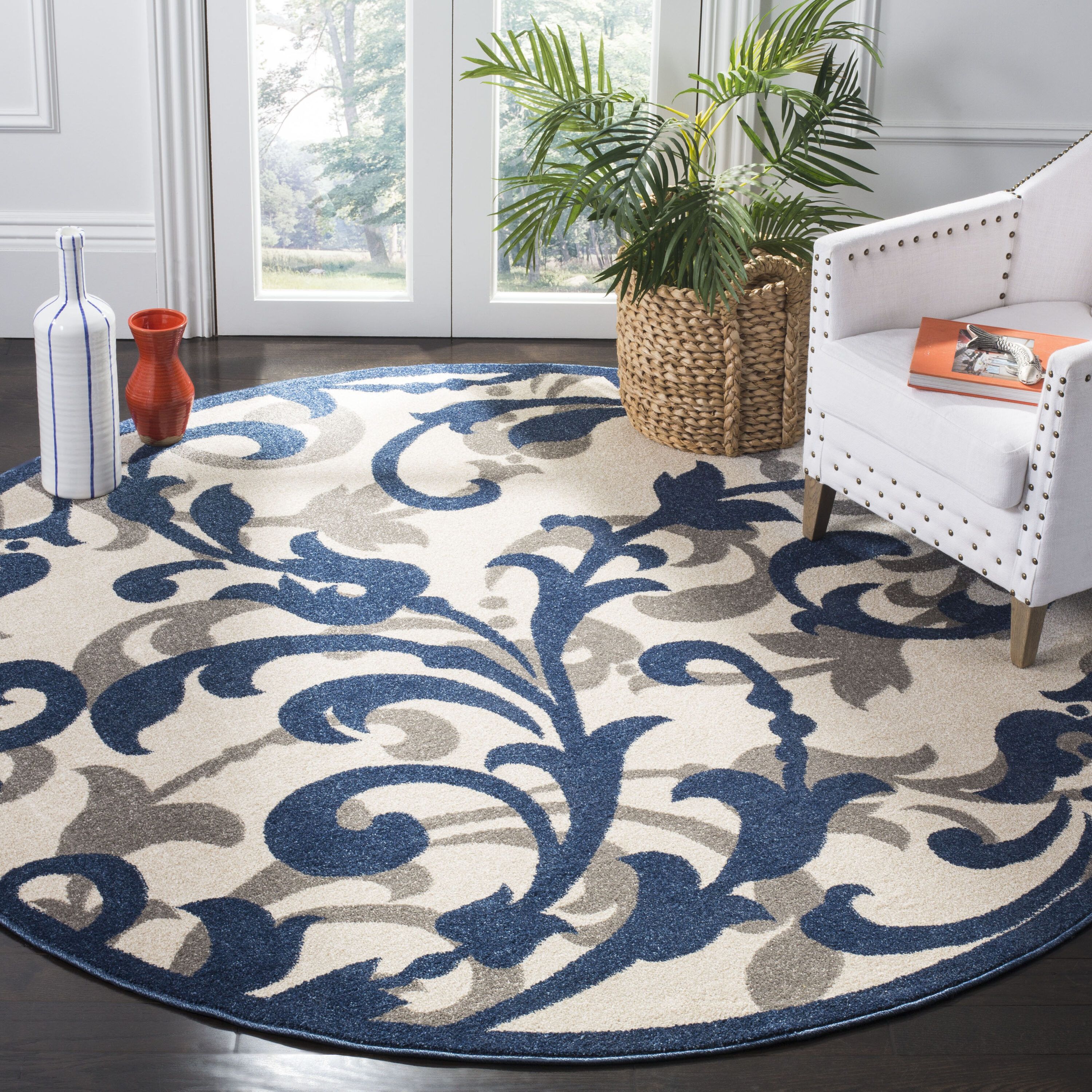 Safavieh AMT428M-7R Amherst Sophia 7 x 7 (ft) Loomed Synthetic Ivory/Navy Round Indoor/Outdoor Abstract Farmhouse/Cottage Area rug
