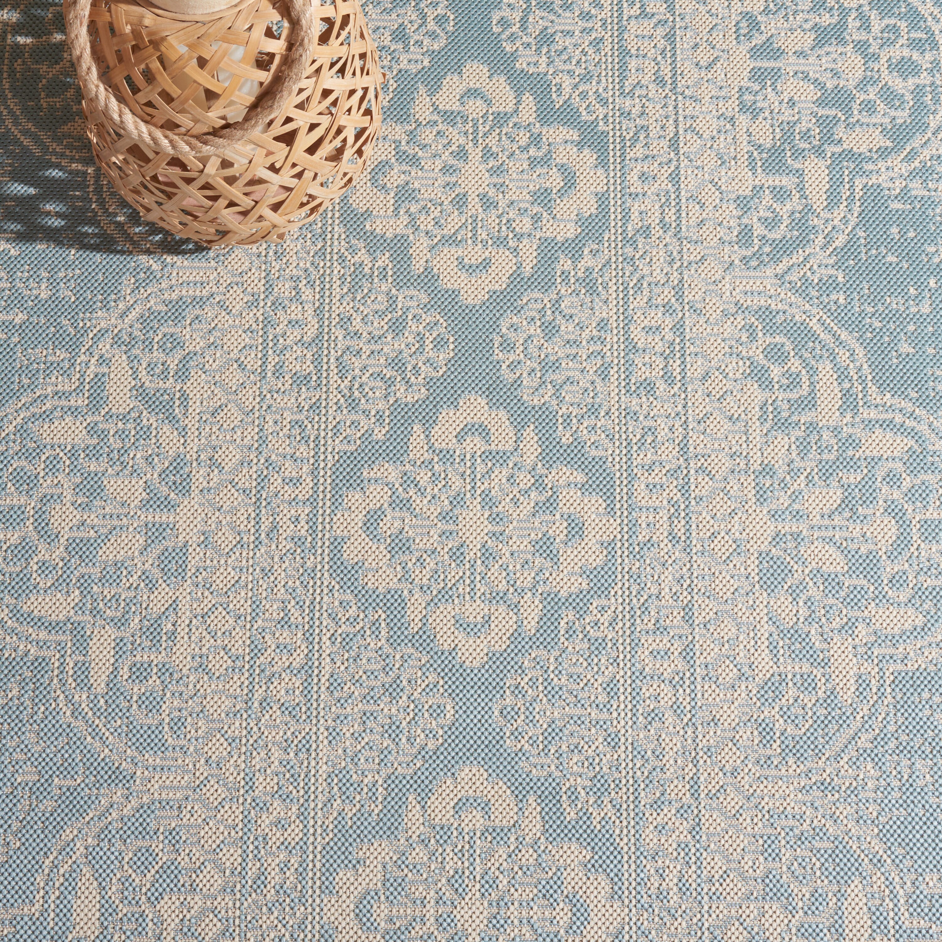 Safavieh BHS174L-4R rugs - View #4