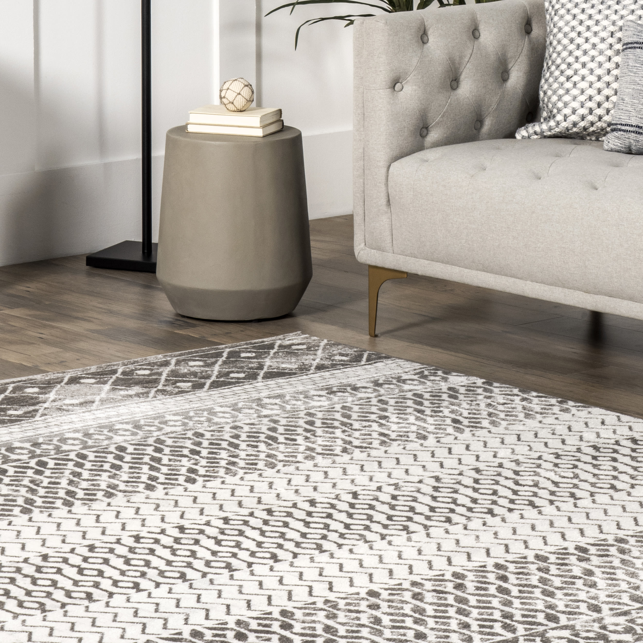 50'' Gray Synthetic Moroccan Trellis Low Pile Area Rug