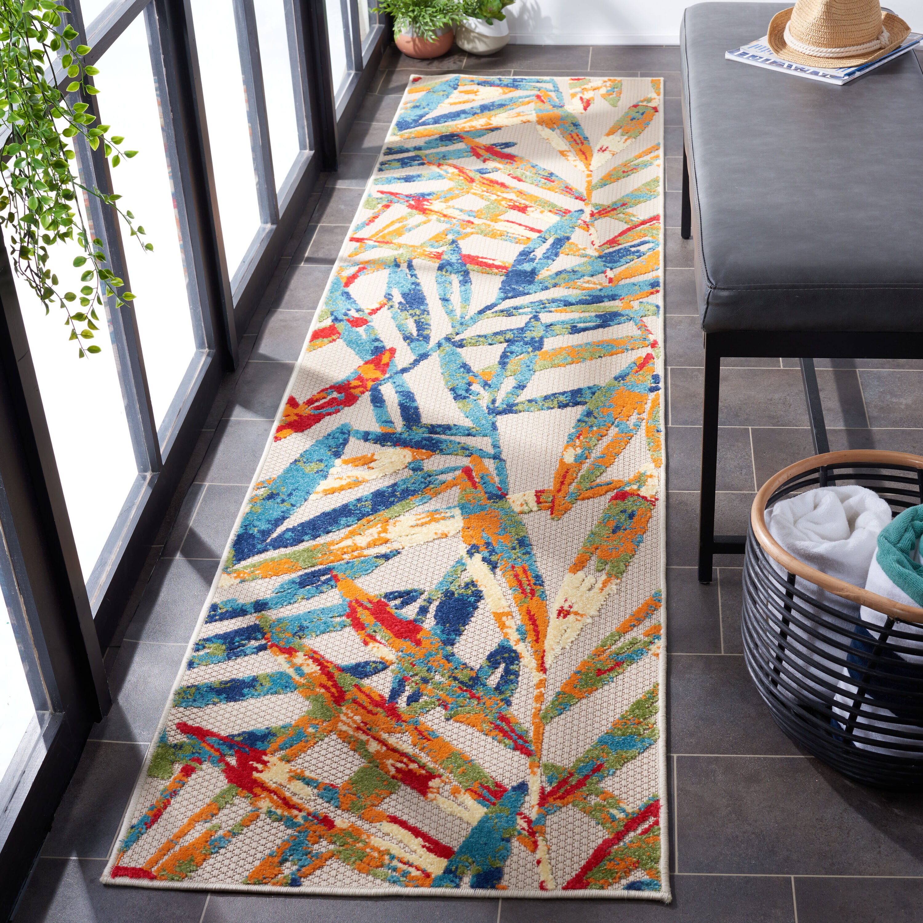 Ivory and Navy Floral Synthetic Indoor/Outdoor Rug