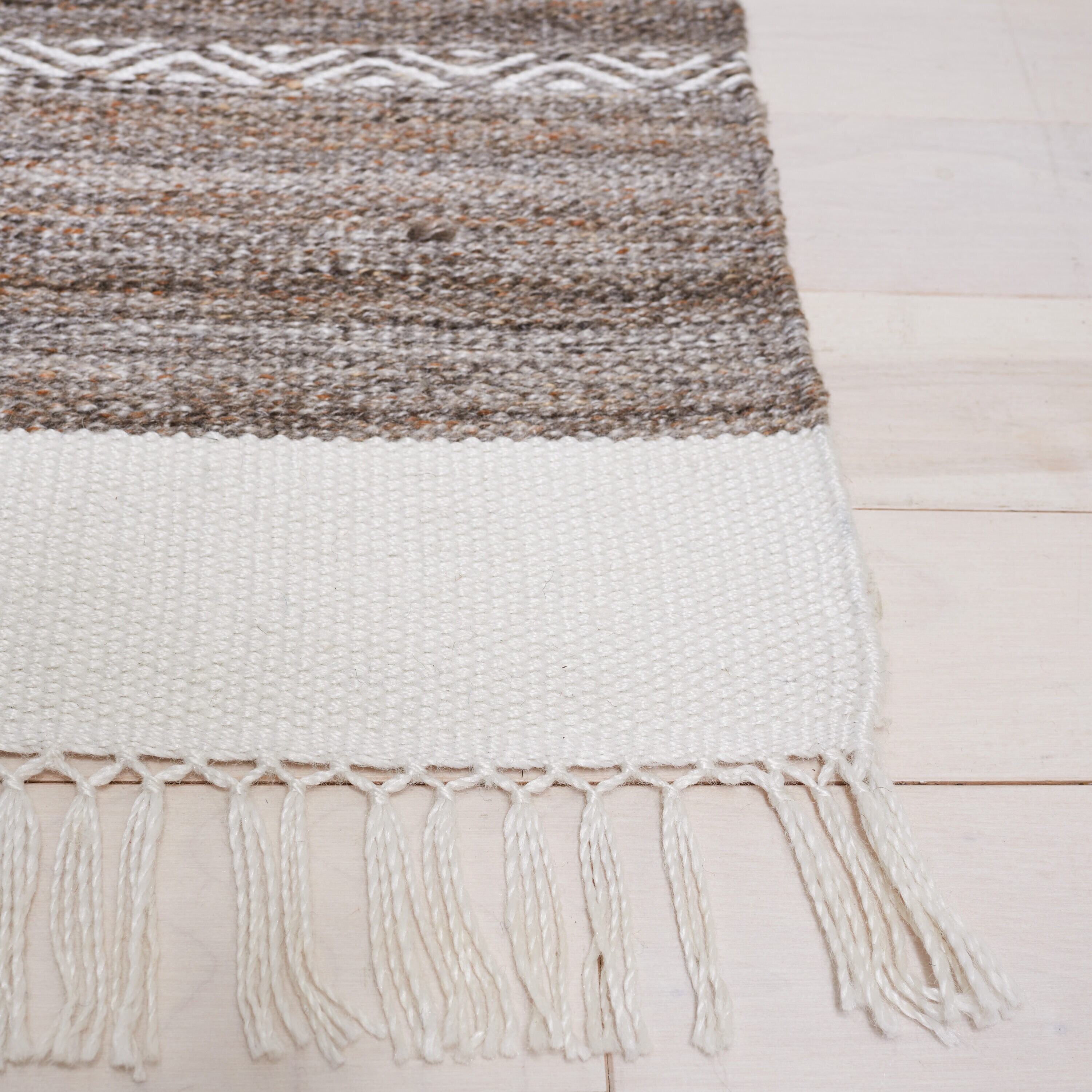 Safavieh STK101Z-4 rugs - View #6
