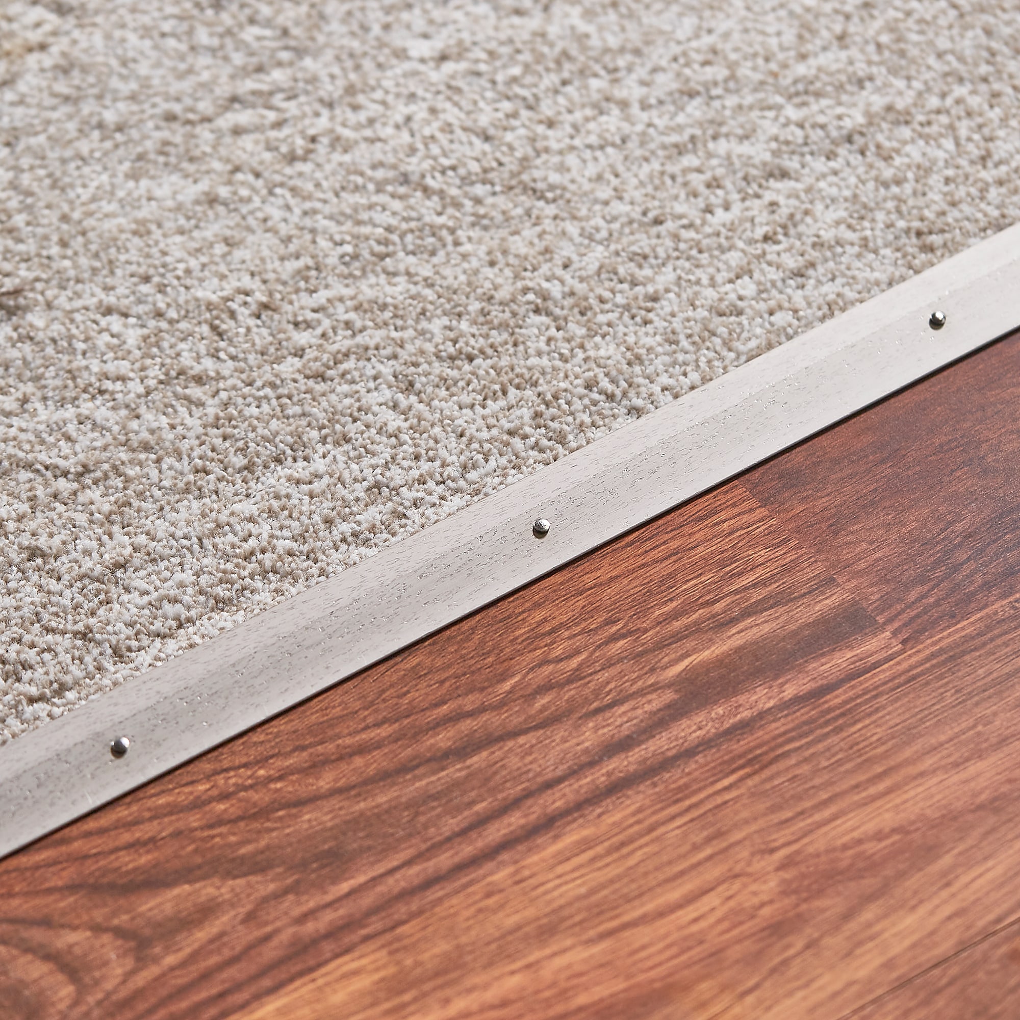 M-D Pewter 0.372-in T x 1.359-in x 96-in L Metal Floor Carpet Trim in the Floor Moulding & Trim at Lowes.com