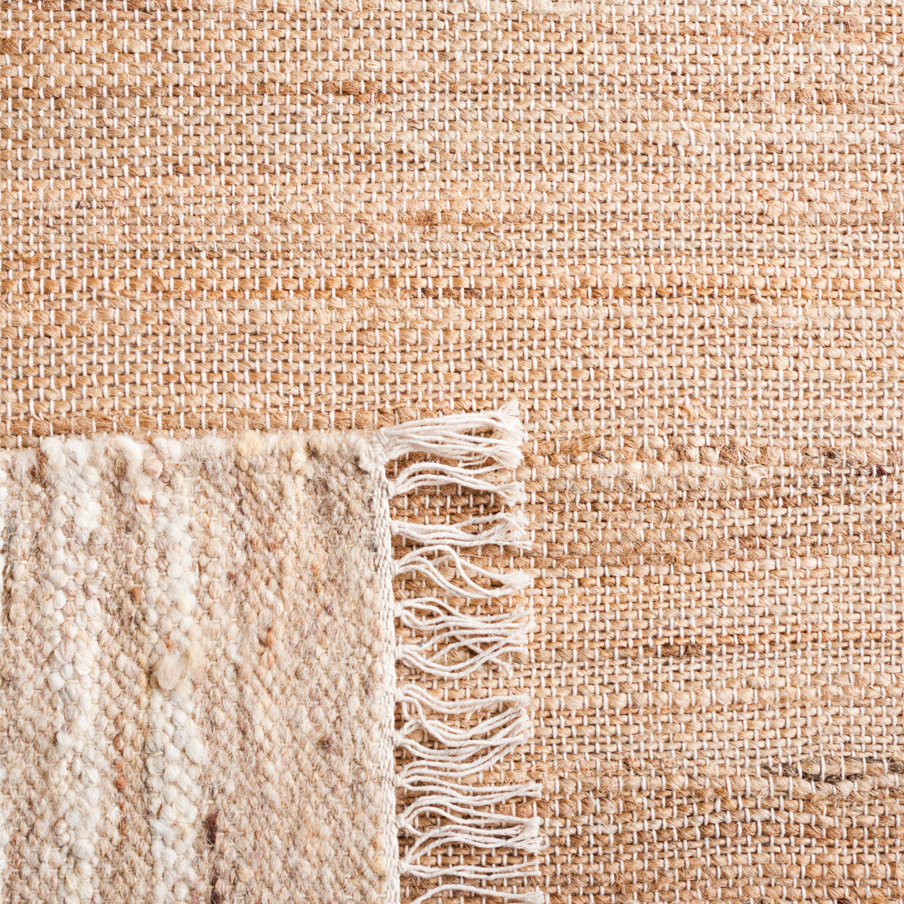 Safavieh NAT872A-5 rugs - View #3