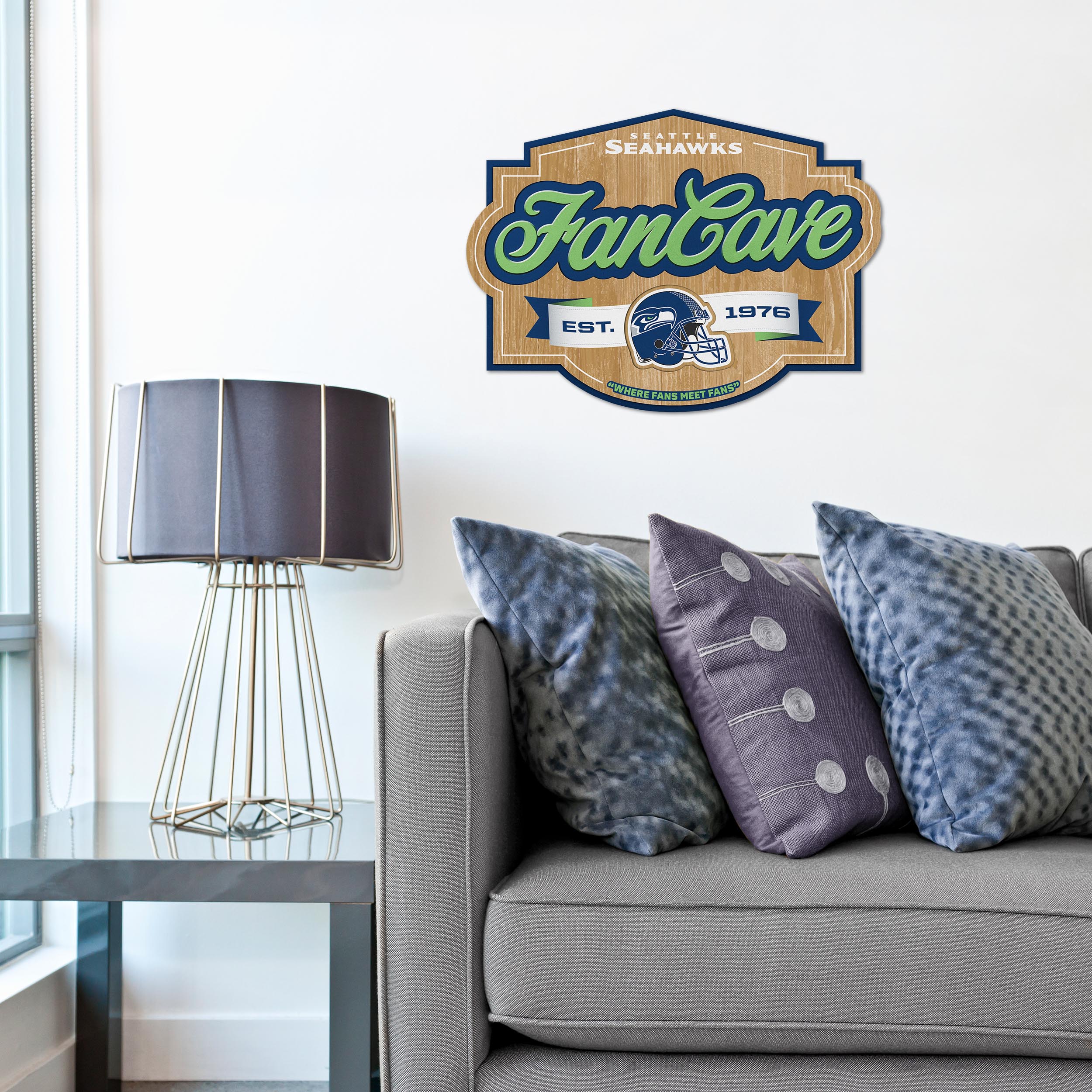 Seattle Seahawks LED XL Round Wall Décor