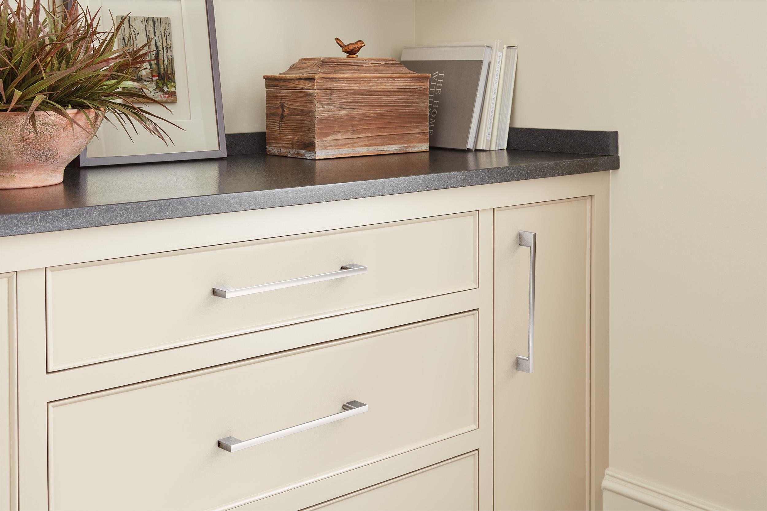 Amerock 10BX3713426 Cabinet-Pulls - View #2