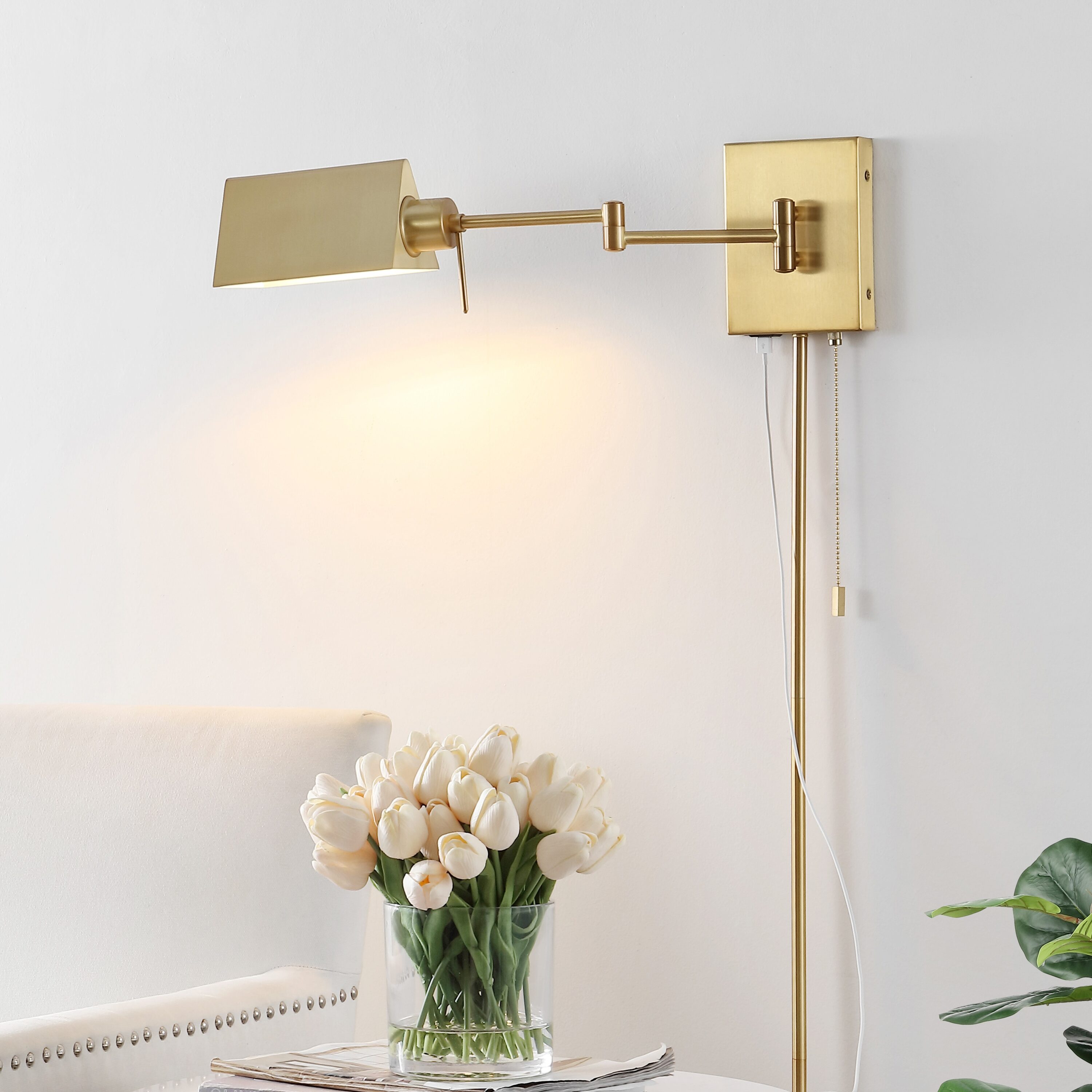JONATHAN  Y JYL6015B Arlo Iron Double Swing Arm with USB Charging Port 22-in W 1 -Light Brushed Gold Wall Sconce