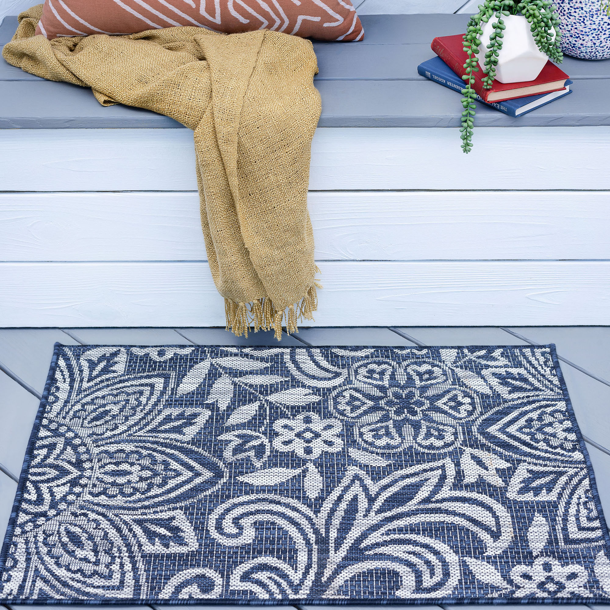 Tayse VND2607 2X3 Veranda 2 x 3 (ft) Flatweave Polypropylene Blue Rectangular Indoor/Outdoor Floral/Botanical Coastal Throw rug
