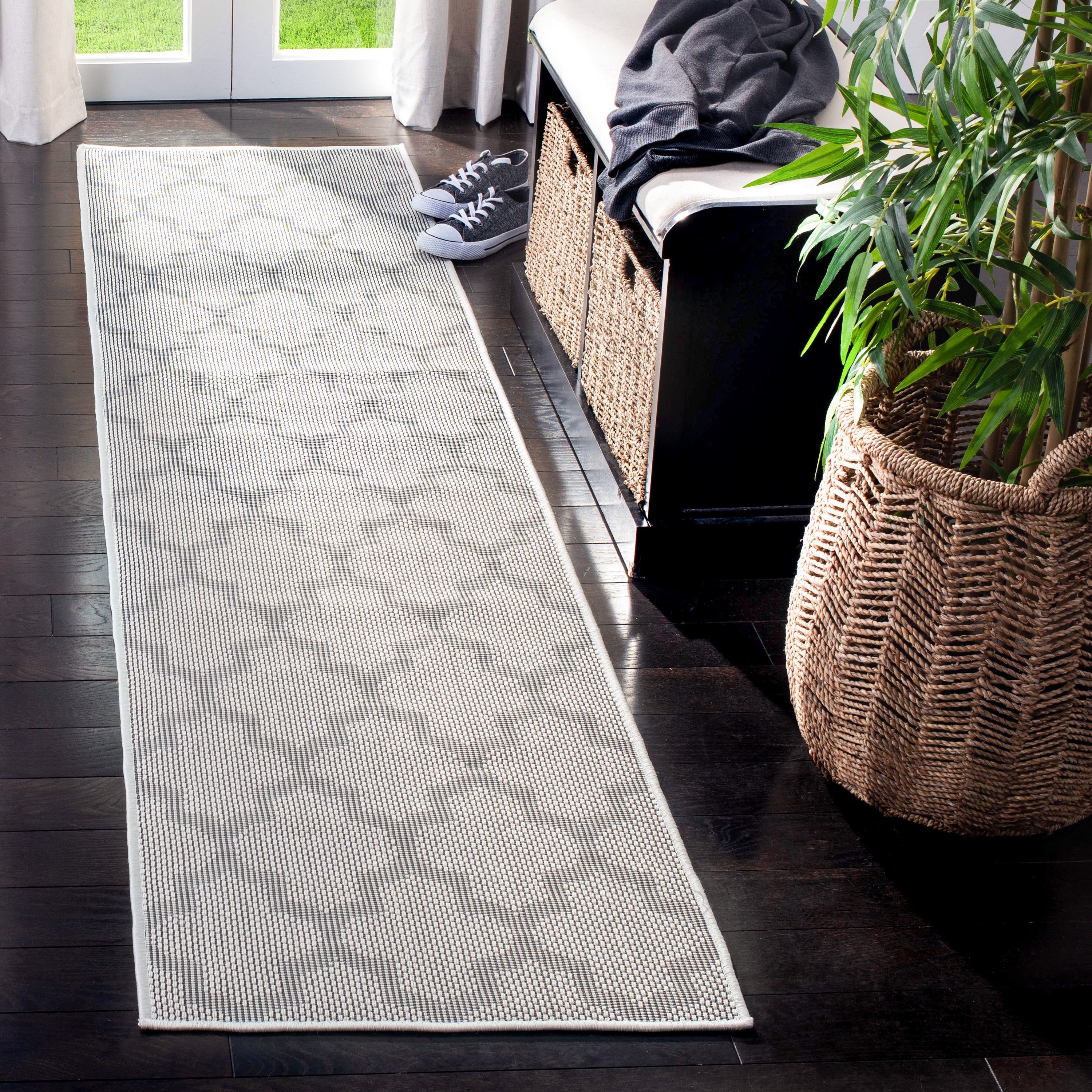 Safavieh BMU804A-28 Bermuda Madeira 2 x 8 (ft) Loomed Polypropylene Ivory/Light Gray Rectangular Indoor/Outdoor Trellis Coastal Runner rug