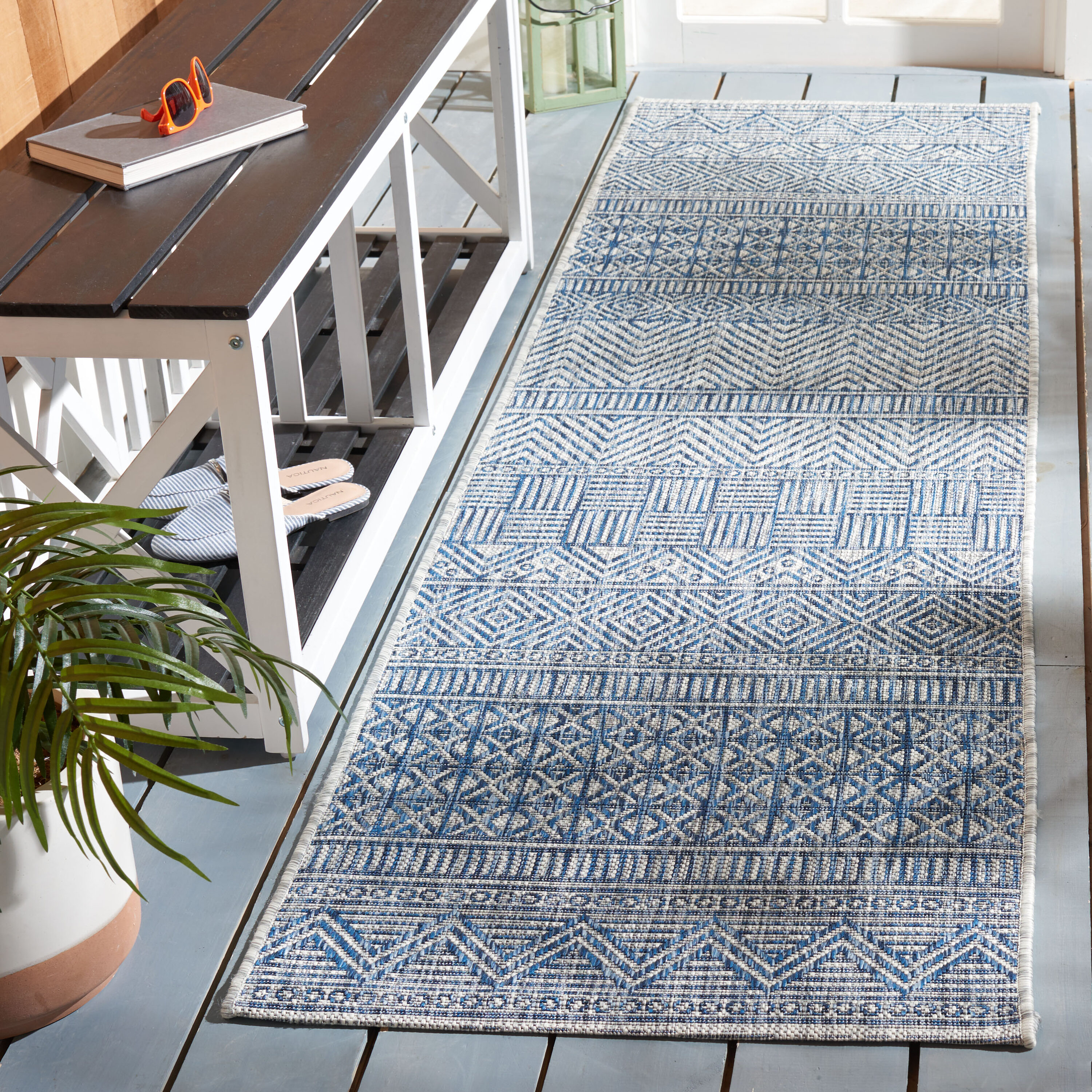 Safavieh CY8196-36812-214 Courtyard 2 x 14 (ft) Loomed Synthetic Gray/Navy Rectangular Indoor/Outdoor Geometric Southwestern Runner rug
