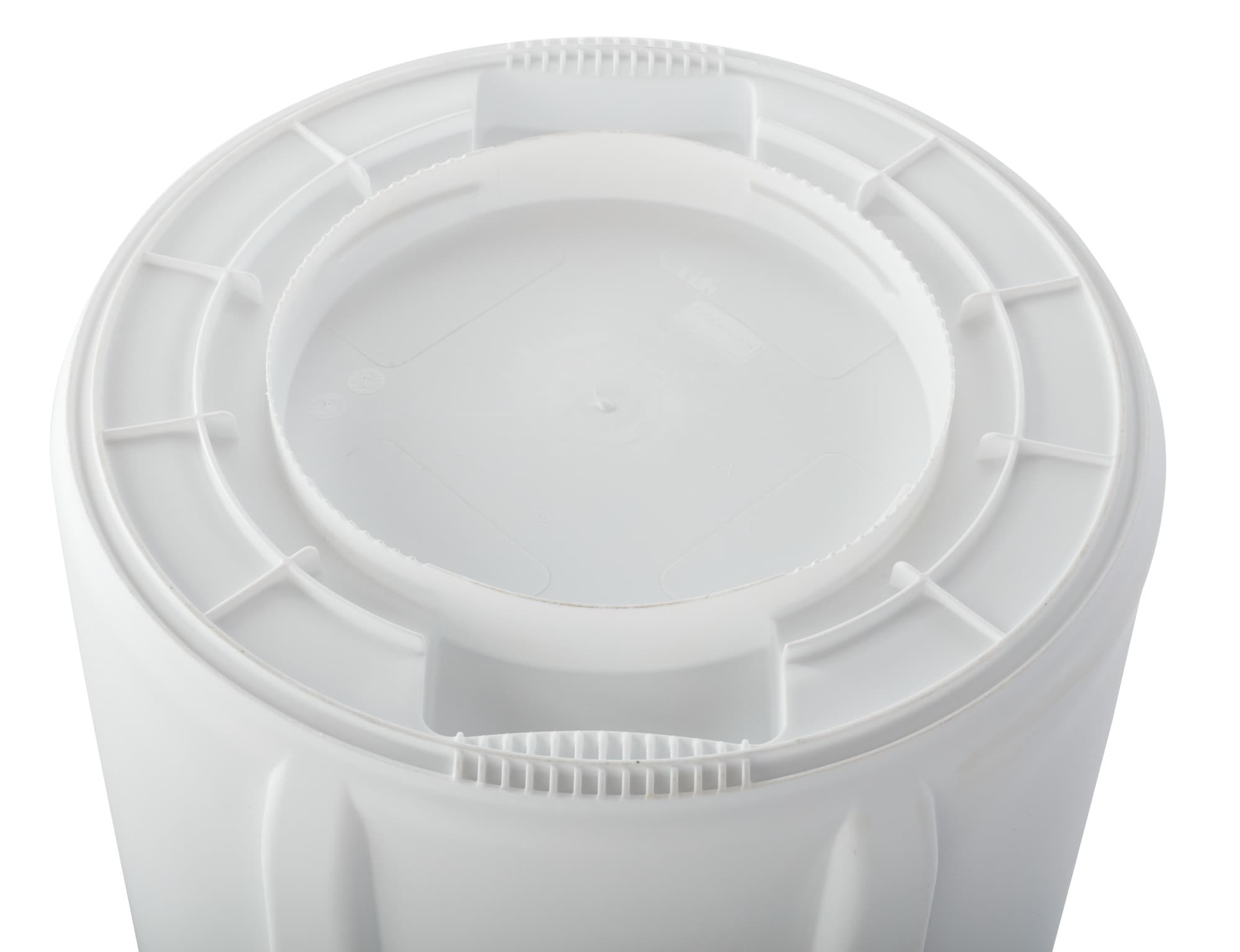 Rubbermaid Commercial Products RCP2620WHI m031725 - View #3