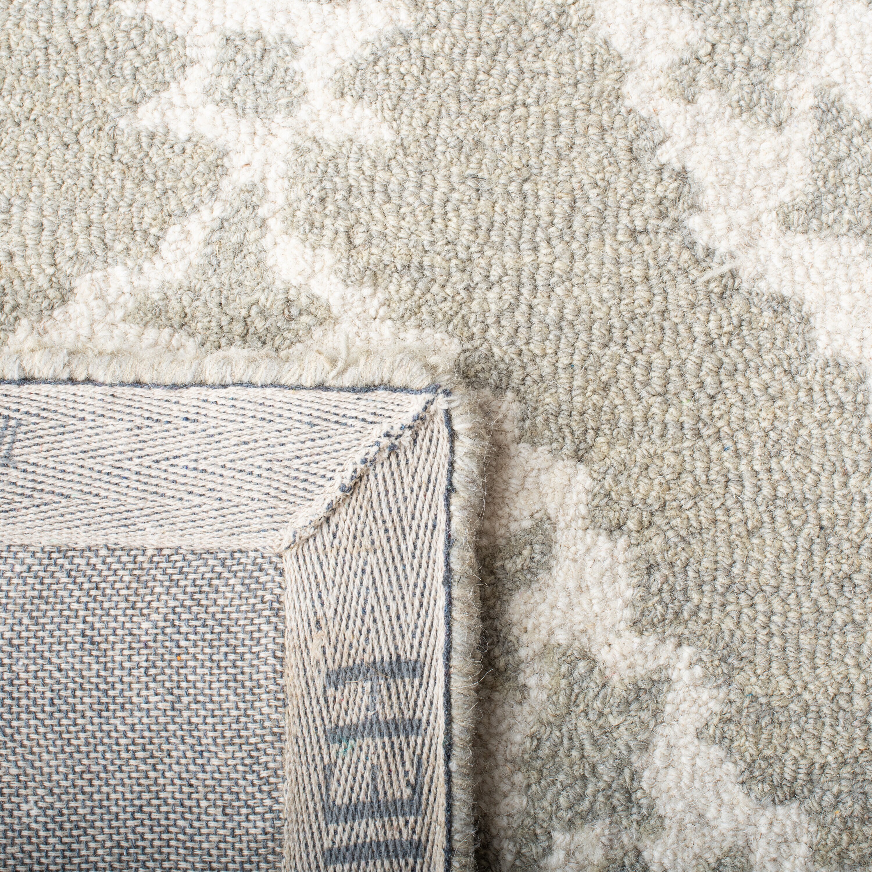 Safavieh MLP210D-5 rugs - View #3
