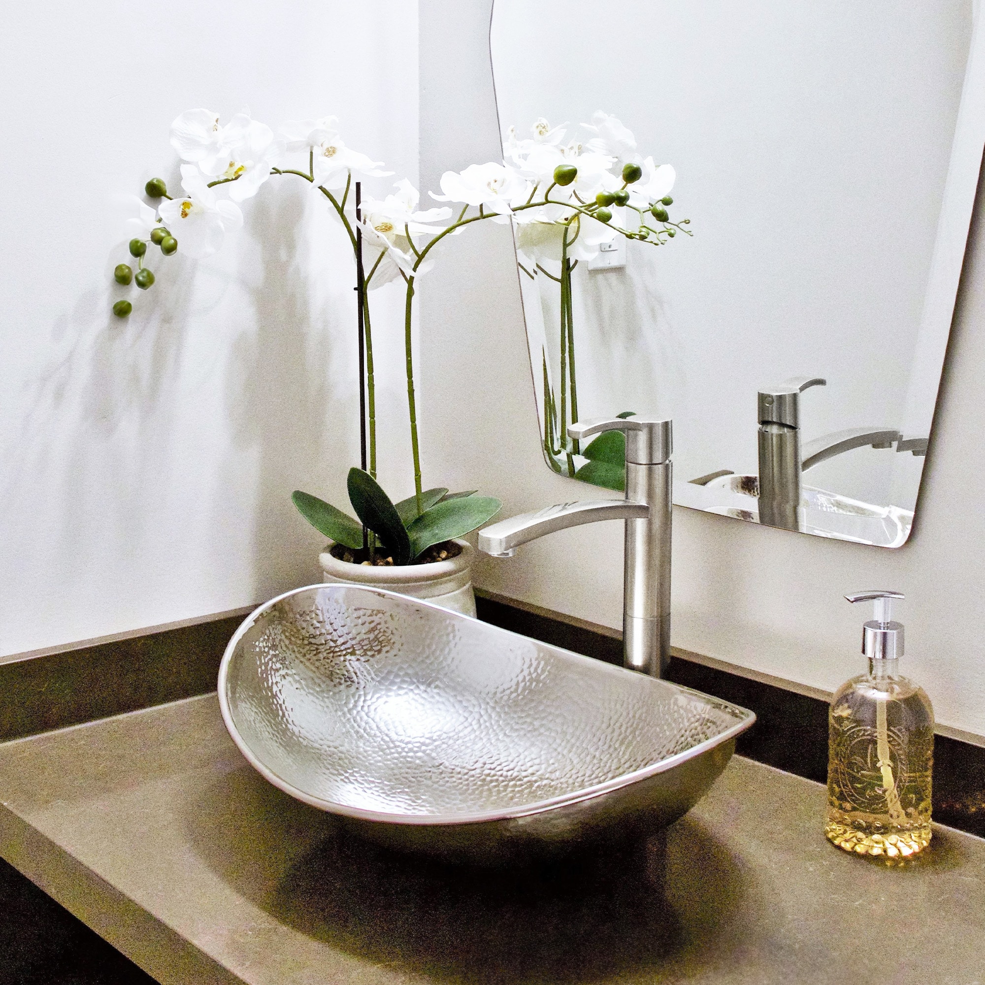 SINKOLOGY SB305-19N Confucius Nickel Vessel Oval Transitional Hammered Nickel Bathroom Sink ( 19-in x 14-in )