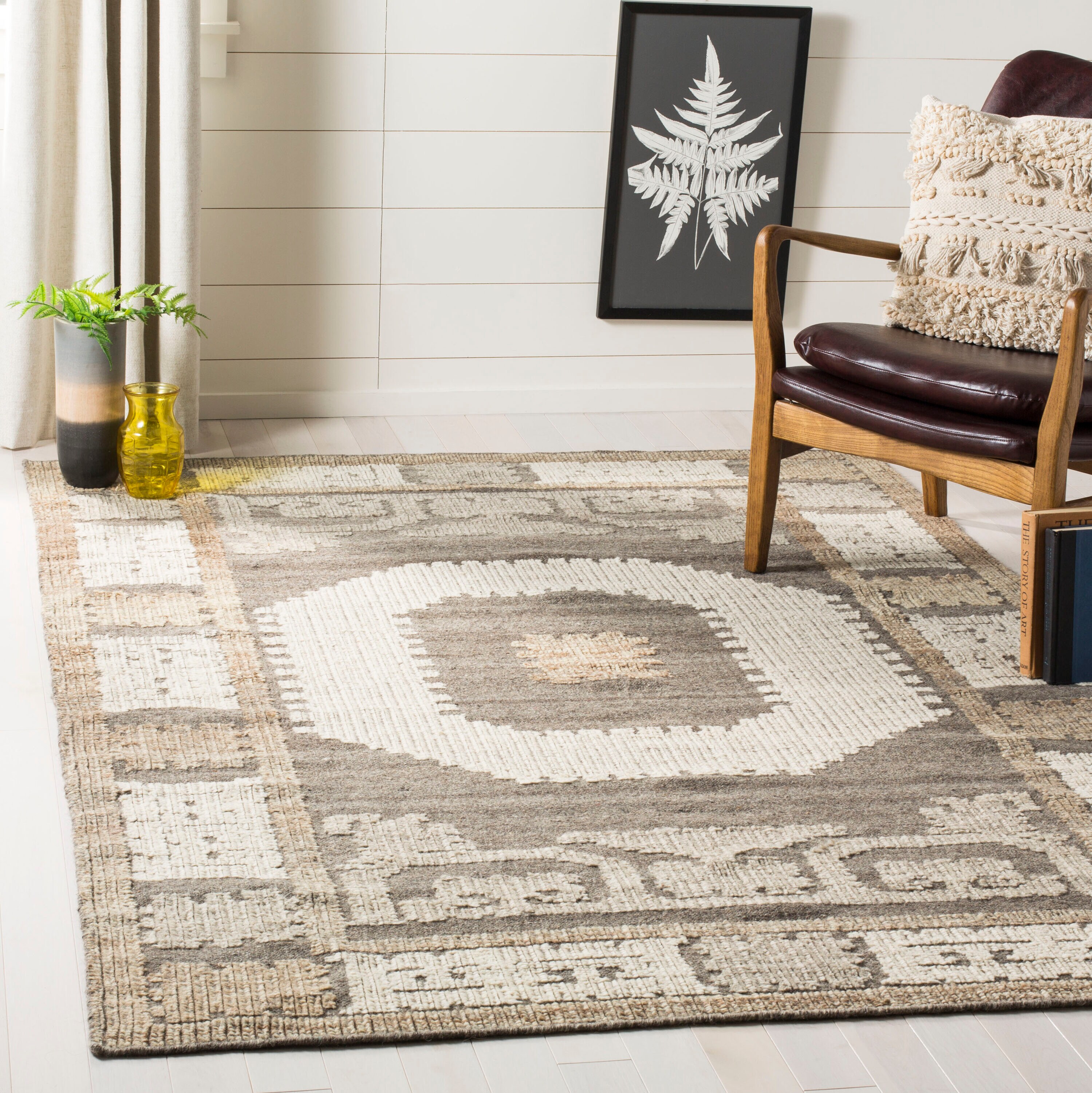  Kenya 313 Ivory/Brown Traditional 4Ft x 6Ft Small Rectangle Rug