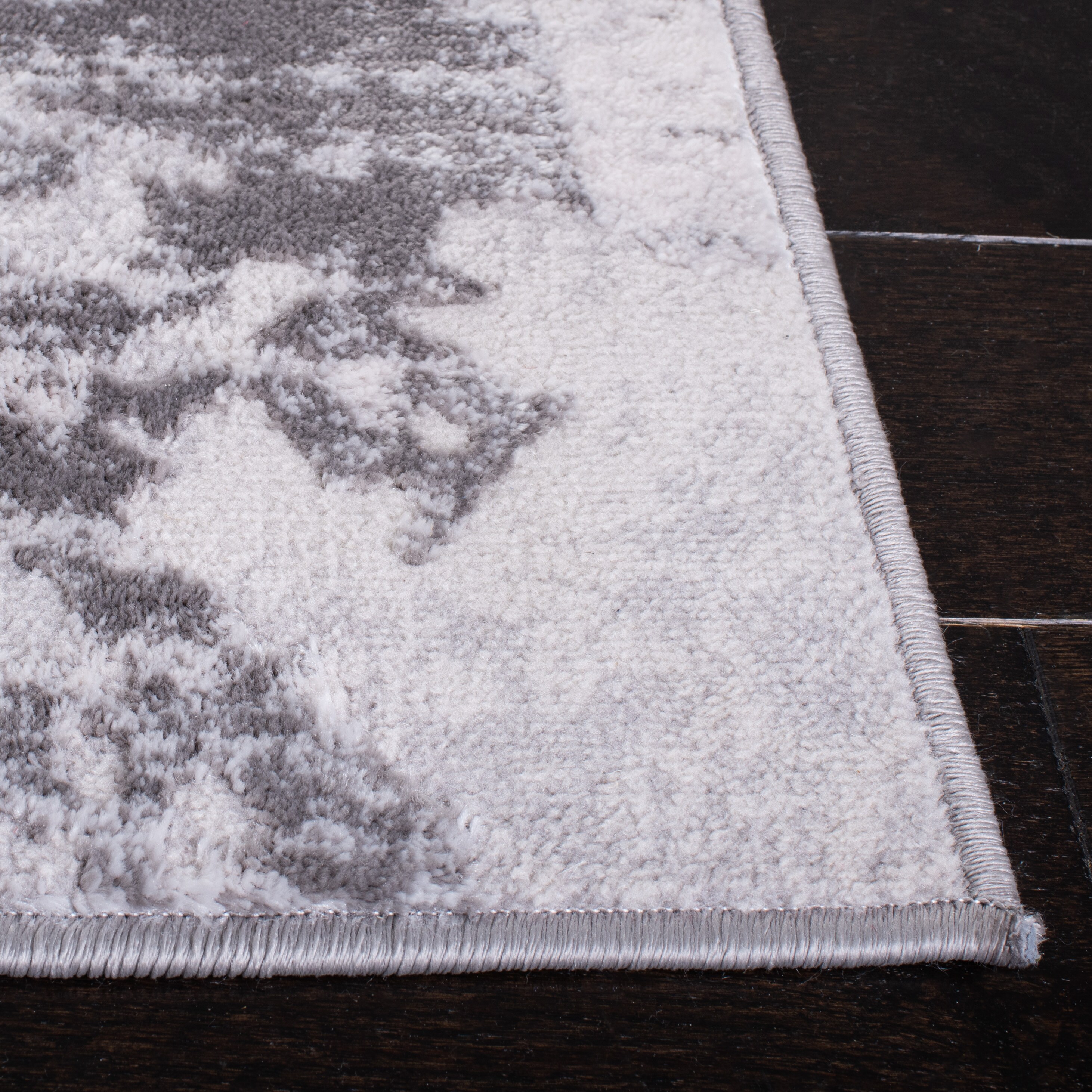 Safavieh ALA293L-4 rugs - View #3