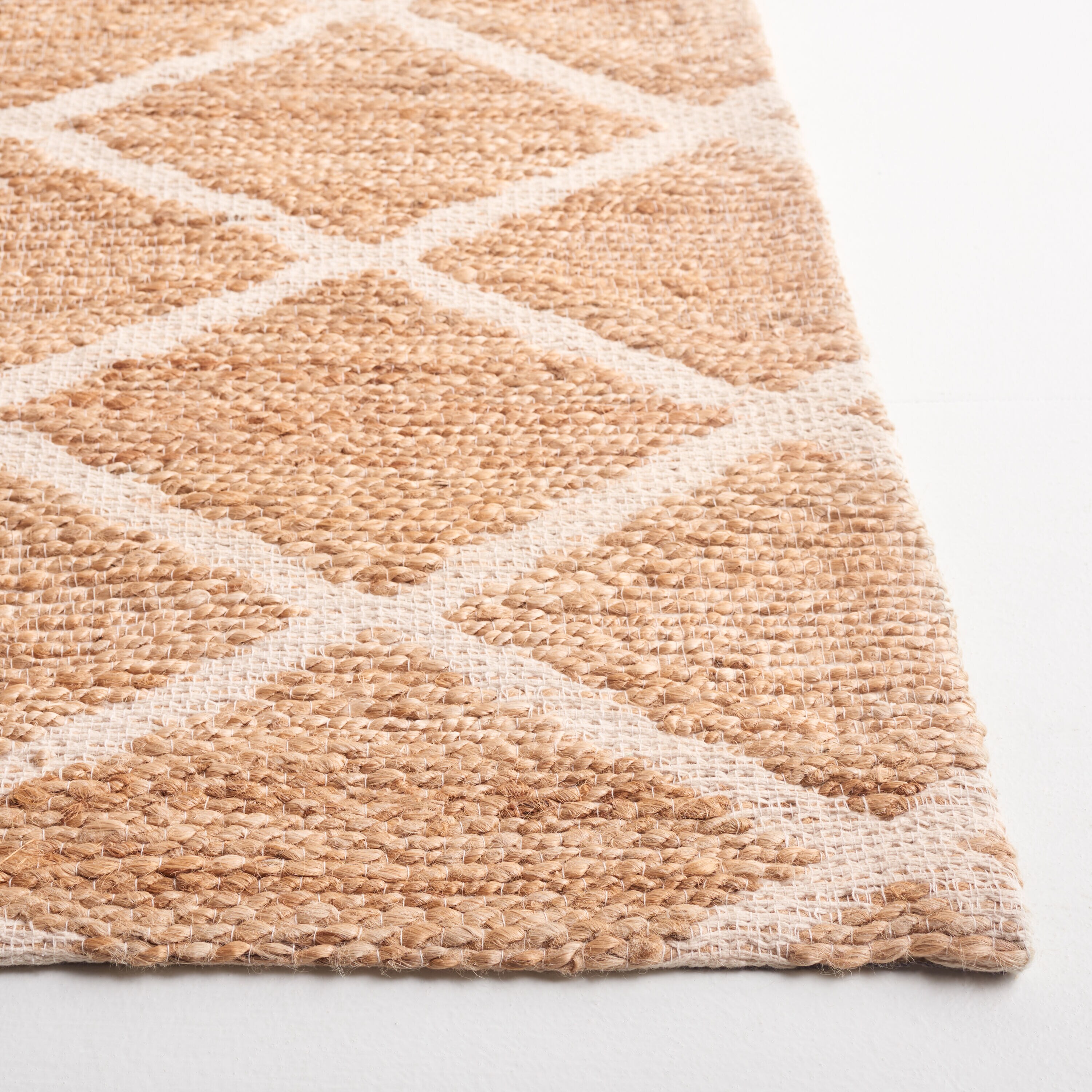 Safavieh NFB657A-5 rugs - View #3