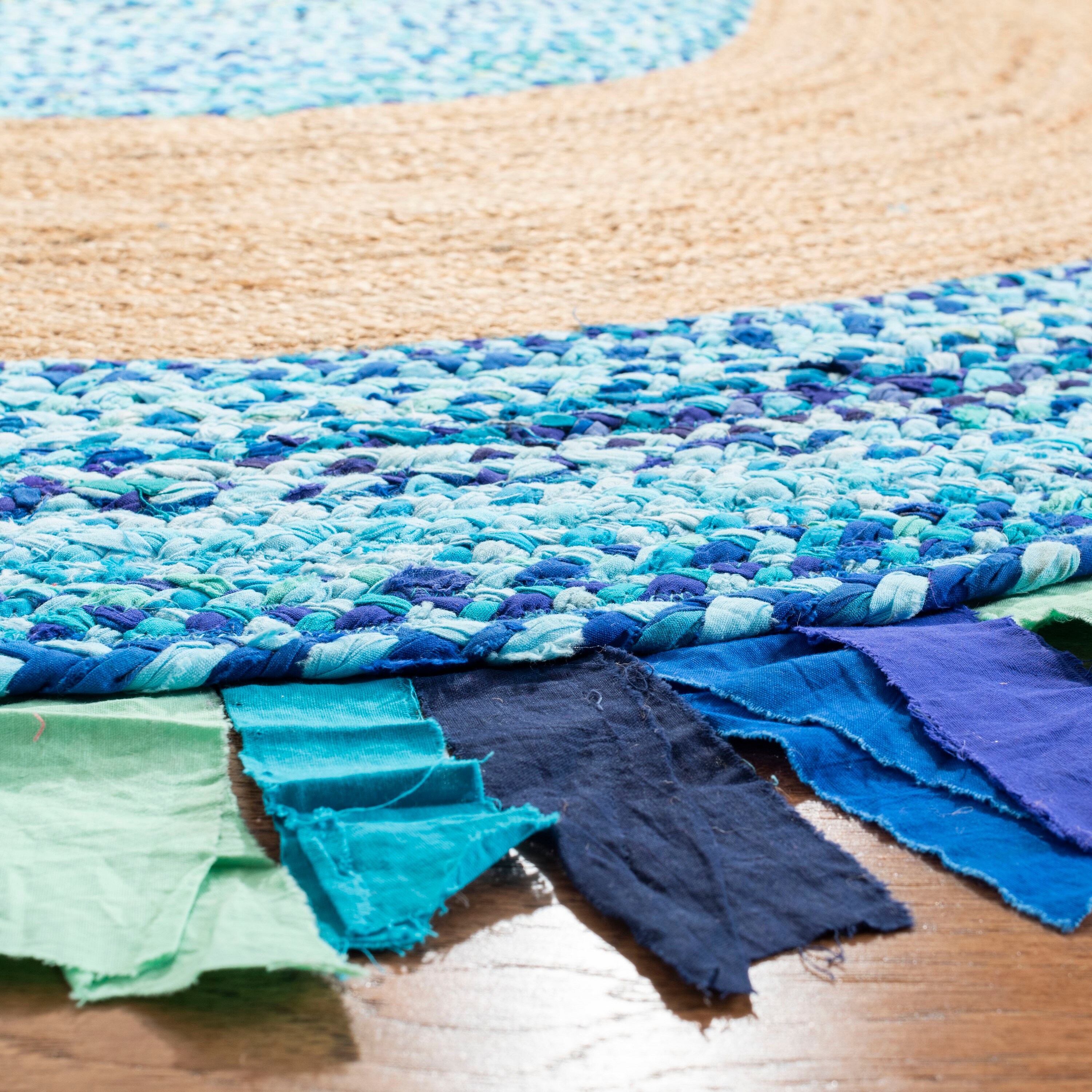 Safavieh CAP701K-5R rugs - View #3