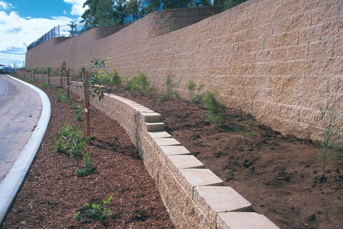  R750.WALL.F2 Retaining-Wall-Block - View #5