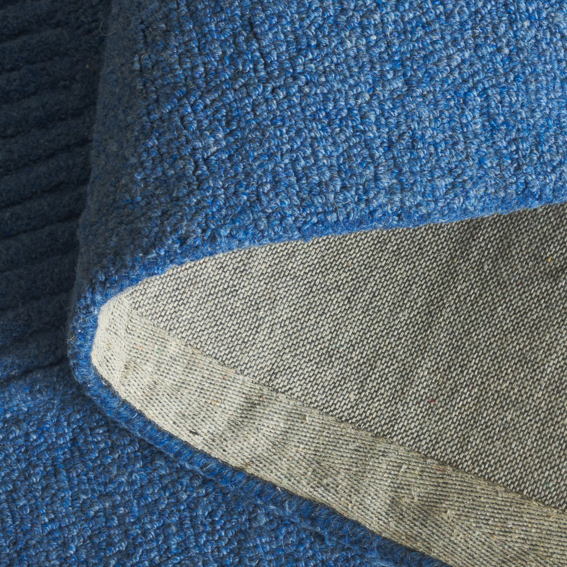 Safavieh HVT401M-4 rugs - View #6