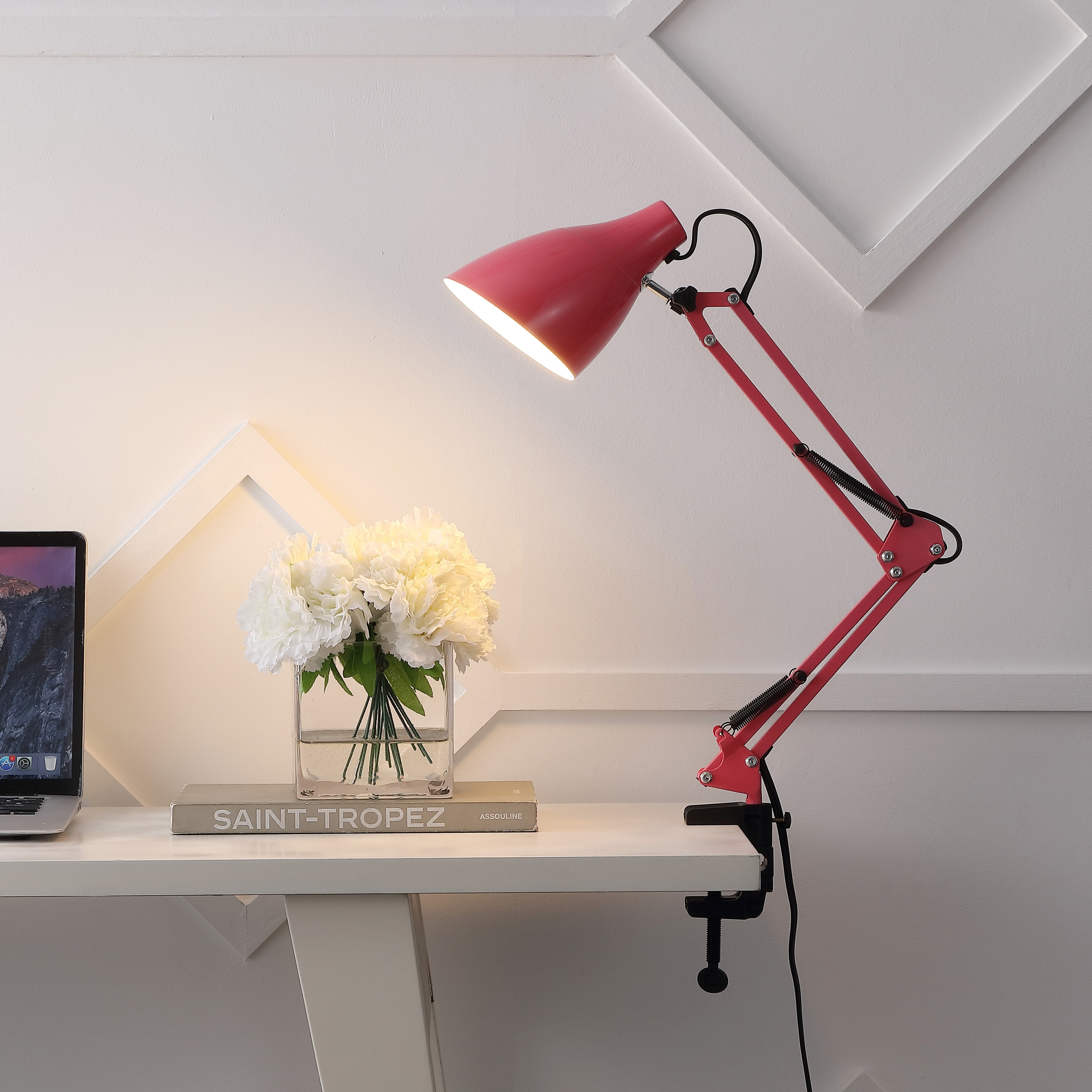 JONATHAN  Y JYL7125D Odile Classic Adjustable Clamp-On 28.5-in Pink LED On/Off switch Table Lamp with Metal Shade