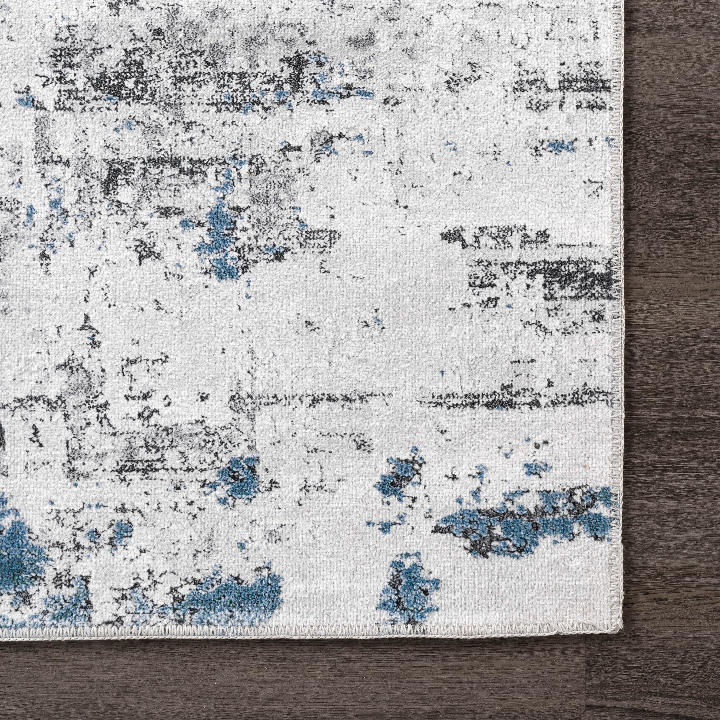 Eco-Friendly Reversible Abstract 8' Square Gray Synthetic Rug