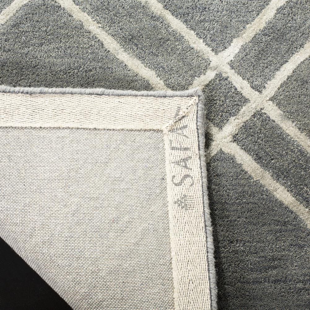 Safavieh HIM901F-28 rugs - View #4