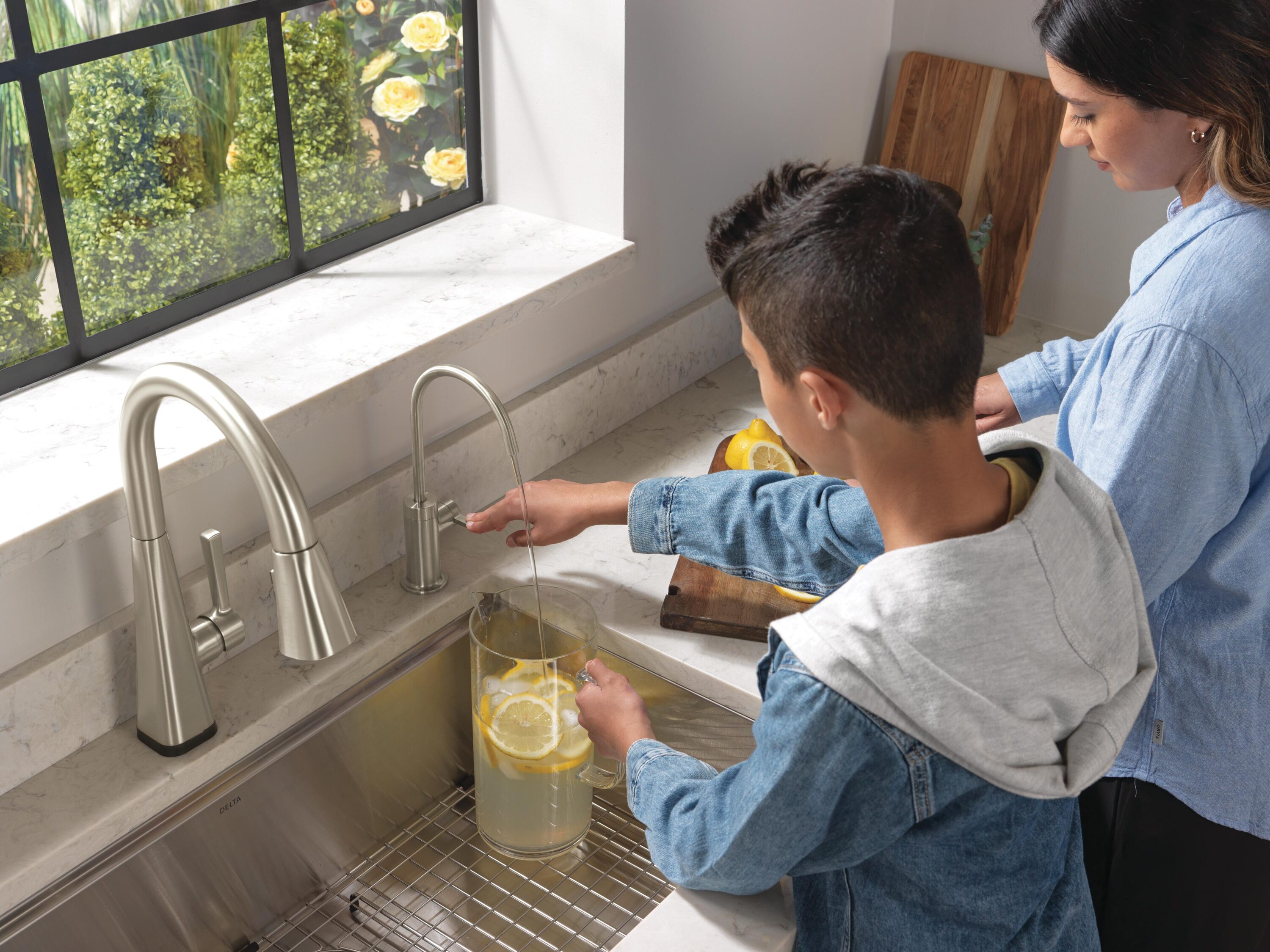 Delta DWQ4001002-SS Hot-Water-Dispensers - View #5