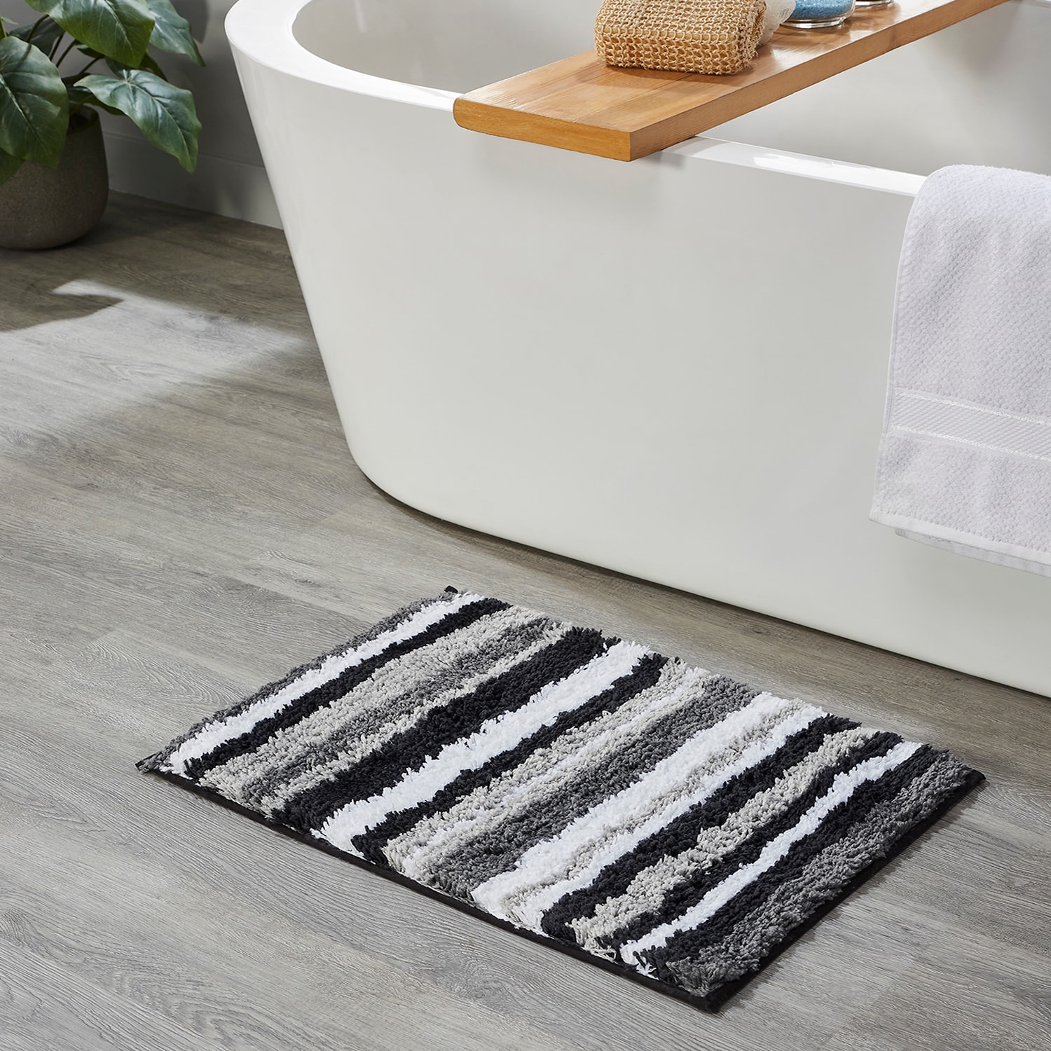 Better Trends BAGR2032GRP 32-Inches x 20-Inches Graphite Polyester Bath rug