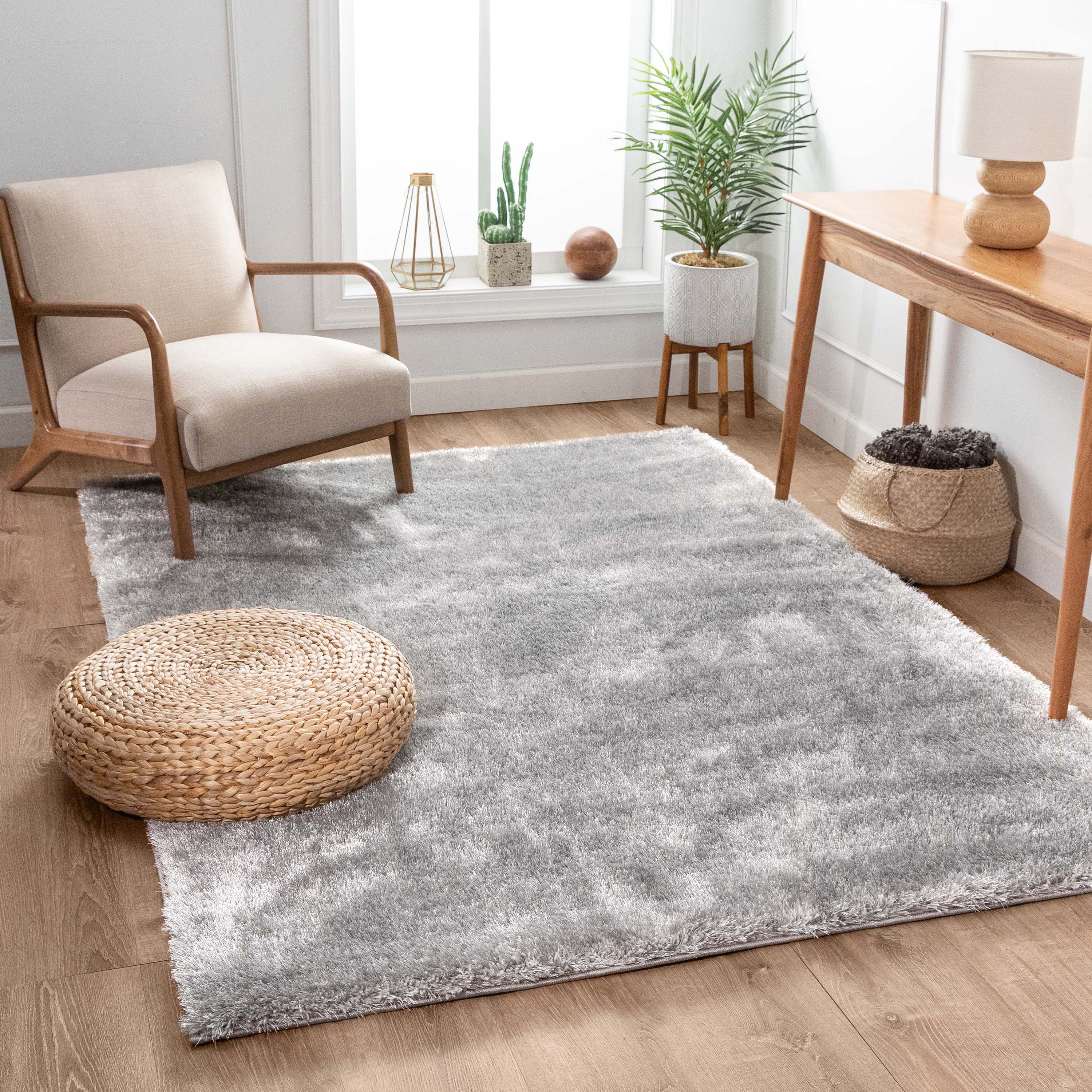 Well Woven FE-17-5 Feather 5 x 7 (ft) Silver Rectangular Indoor Solid Mid-Century Modern Pet Friendly Area rug