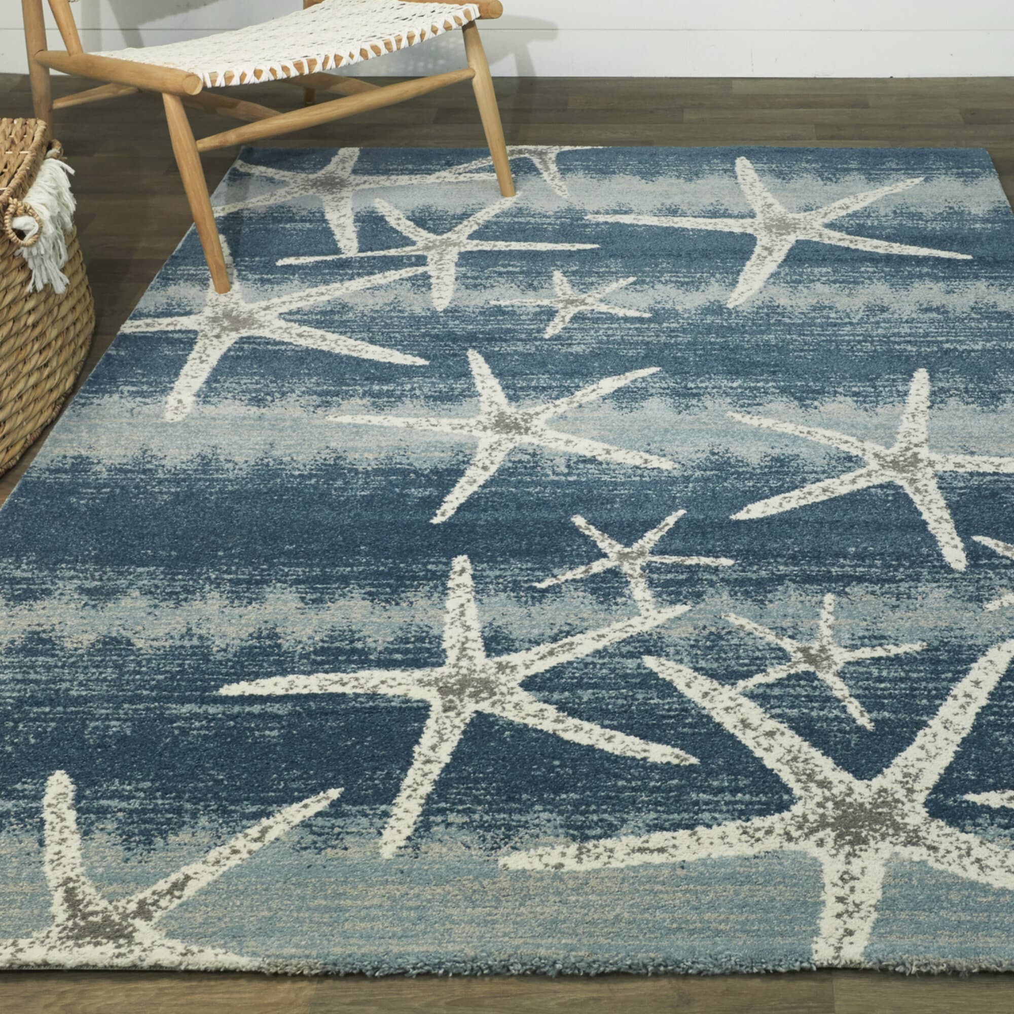 Balta 3090789 Martin 7 x 9 (ft) Loomed Polypropylene Blue Rectangular Indoor Animal print Coastal Area rug