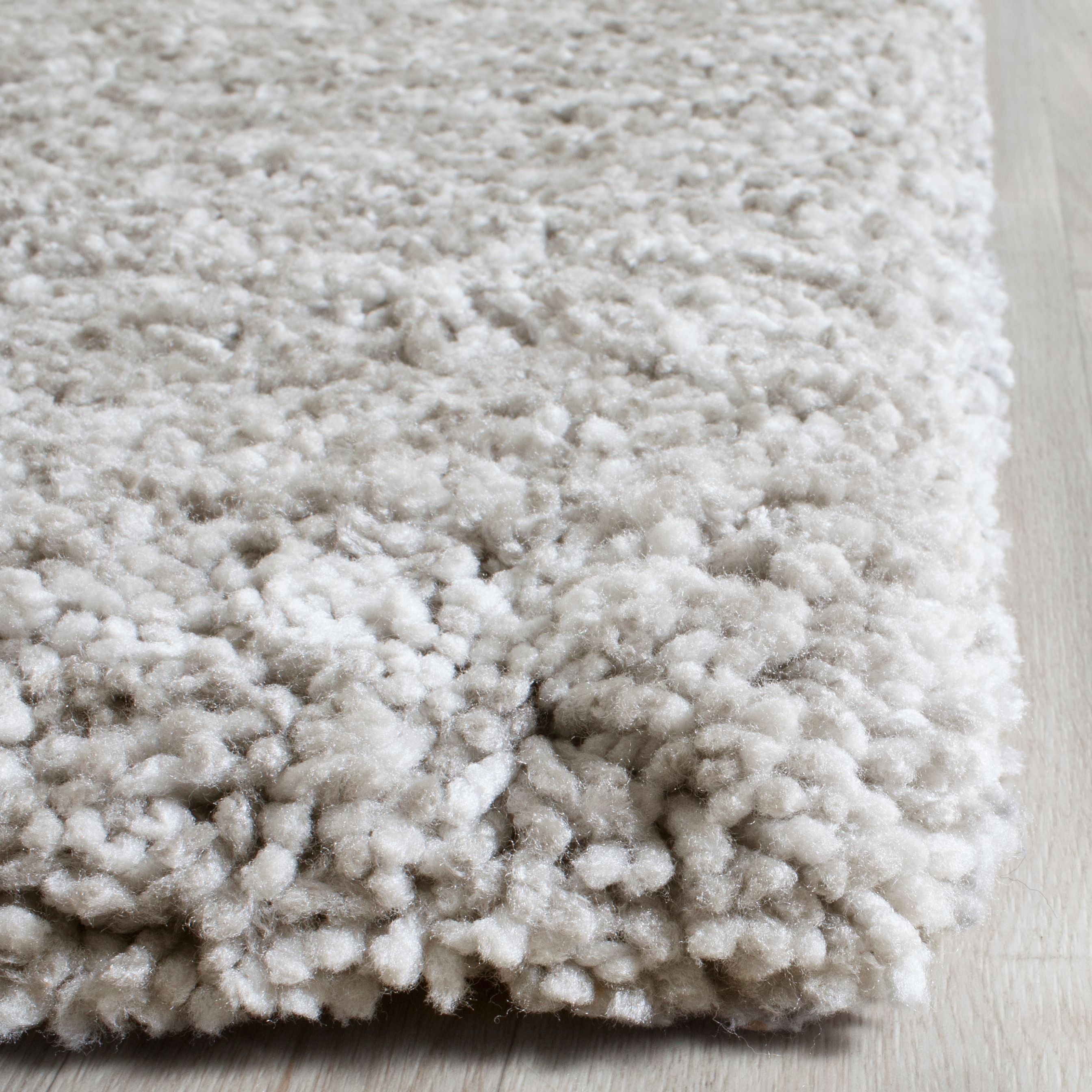 Luxurious Silver Shag 3'x5' Hand-Tufted Rectangular Rug