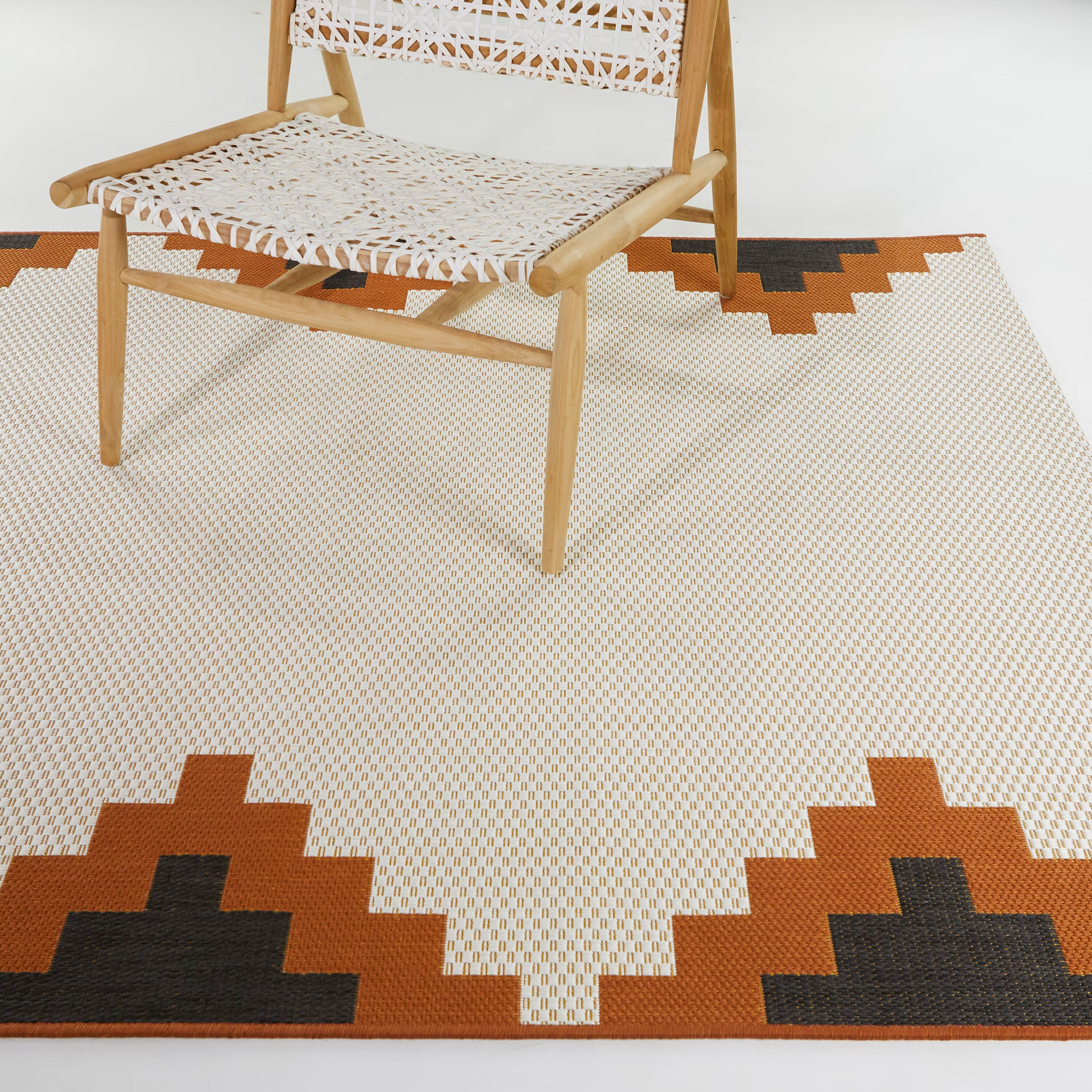 Balta 3105996 5 x 7 (ft) Polypropylene Orange Rectangular Indoor/Outdoor Geometric Area rug