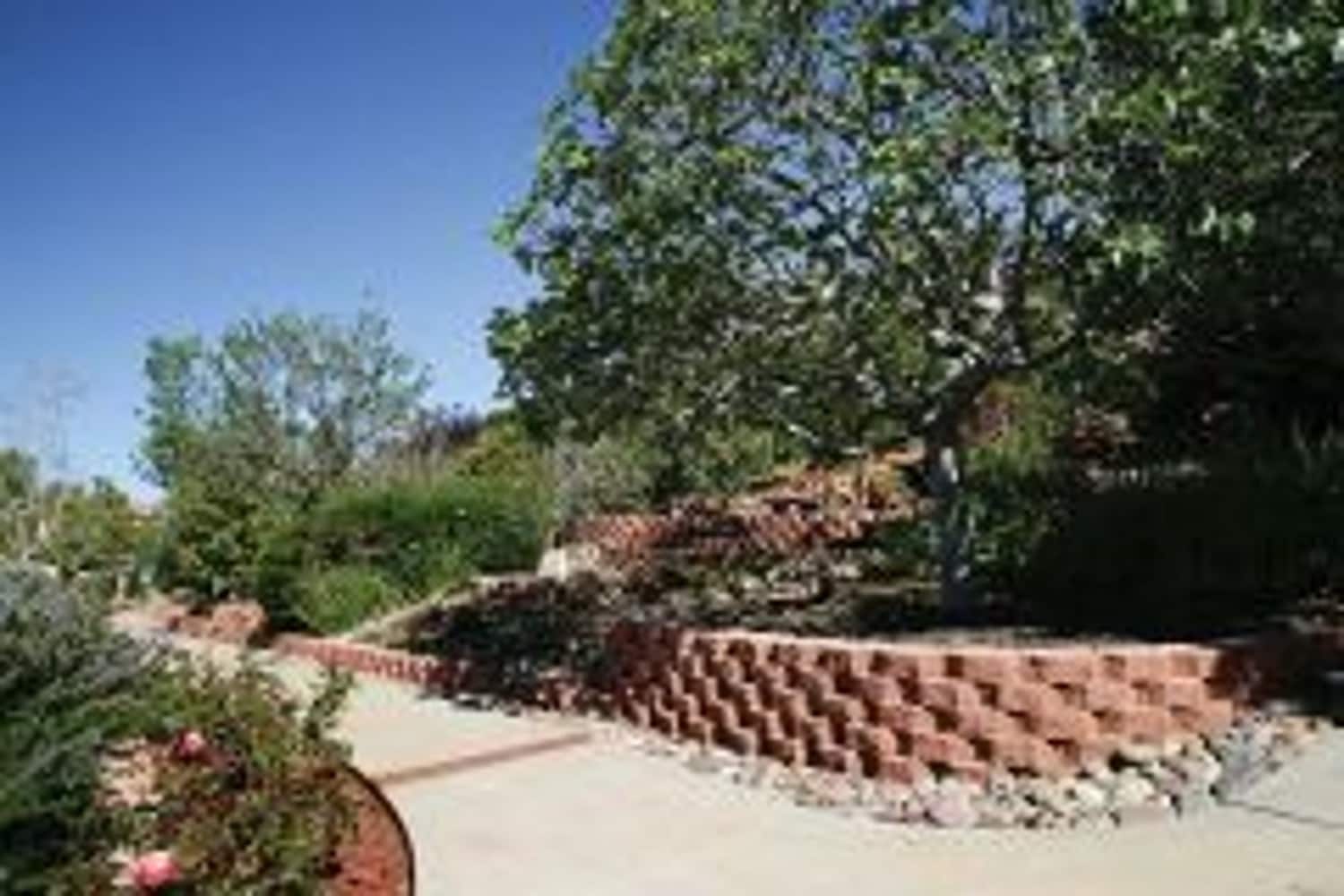  MBR7303019 Retaining-Wall-Block - View #7