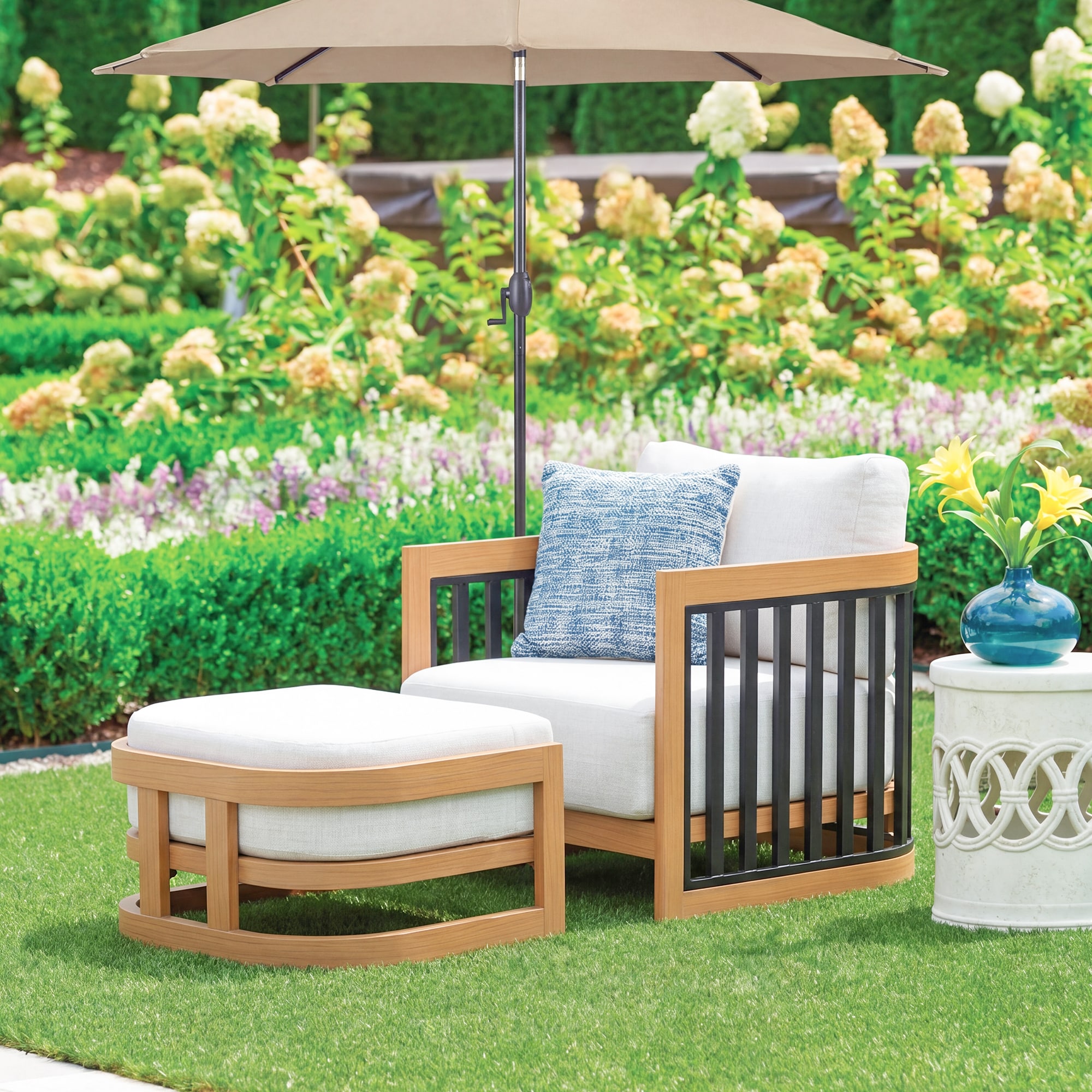 PEAK HOME FURNISHINGS Sereno 2 -Piece Patio Conversation Set with Beige Cushions