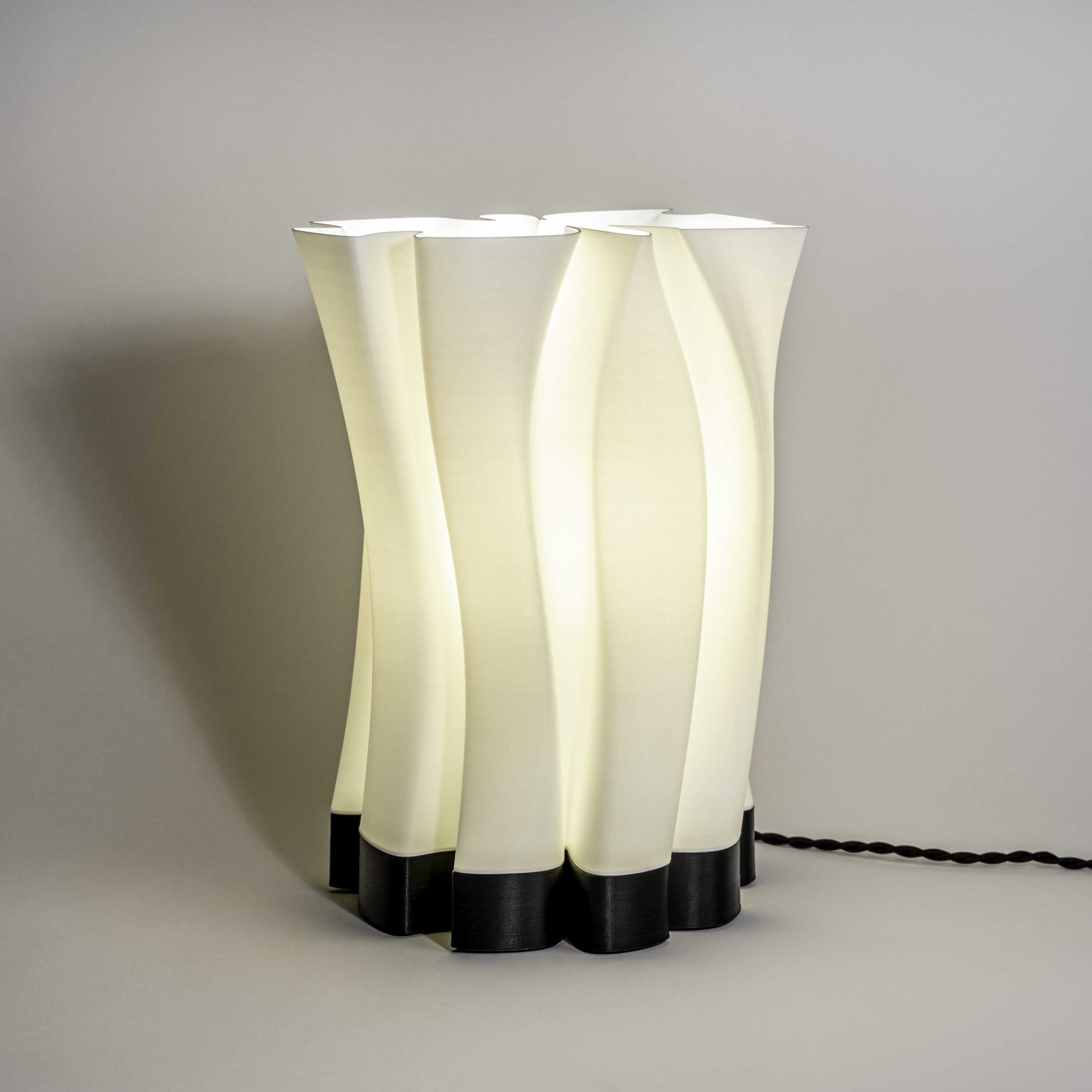 Jonathan Y Flame Modern Bohemian Plant 3d Printed Lamp 13.5-in White 